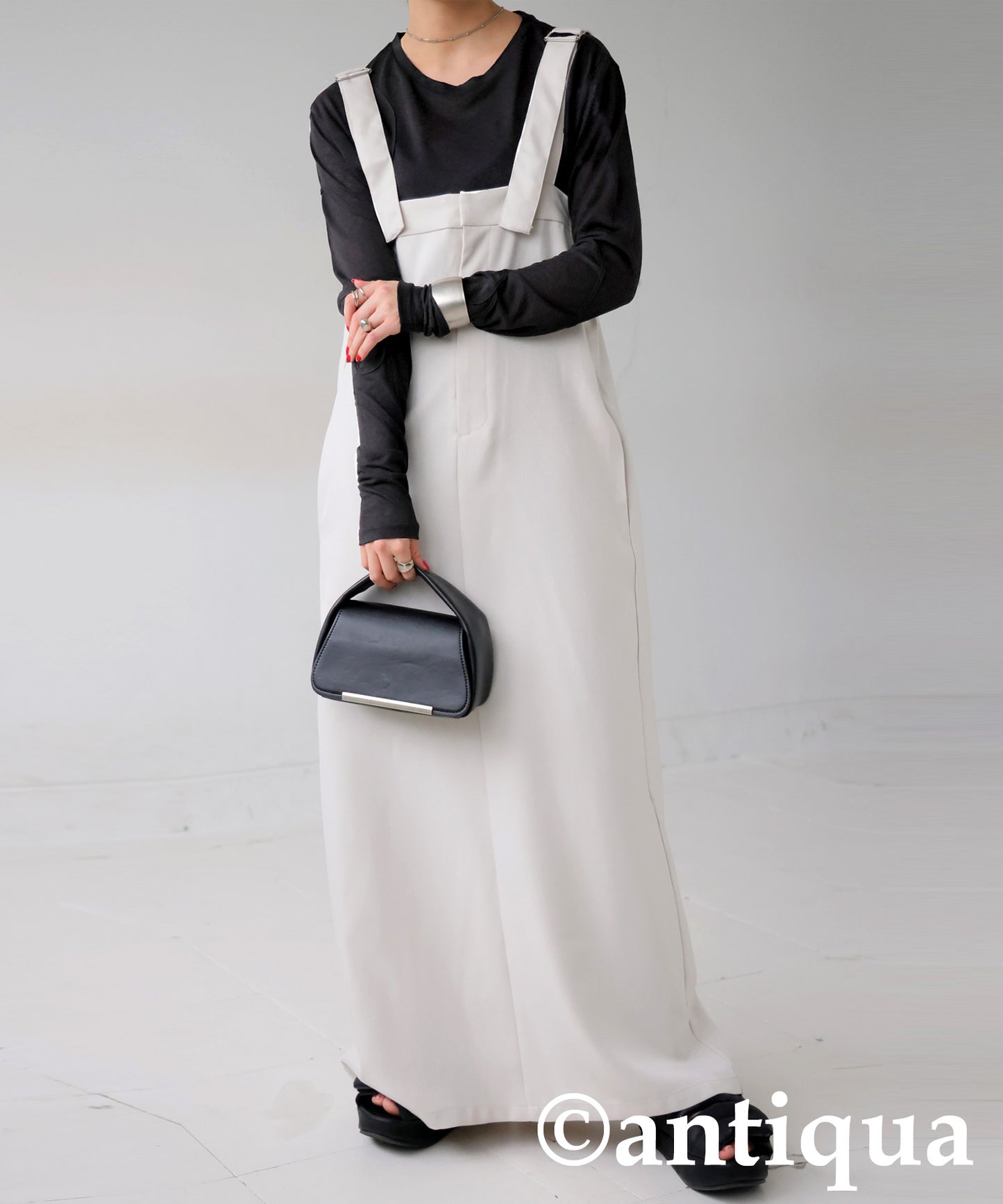 Ladies Tape Design Slub Cut And Sew