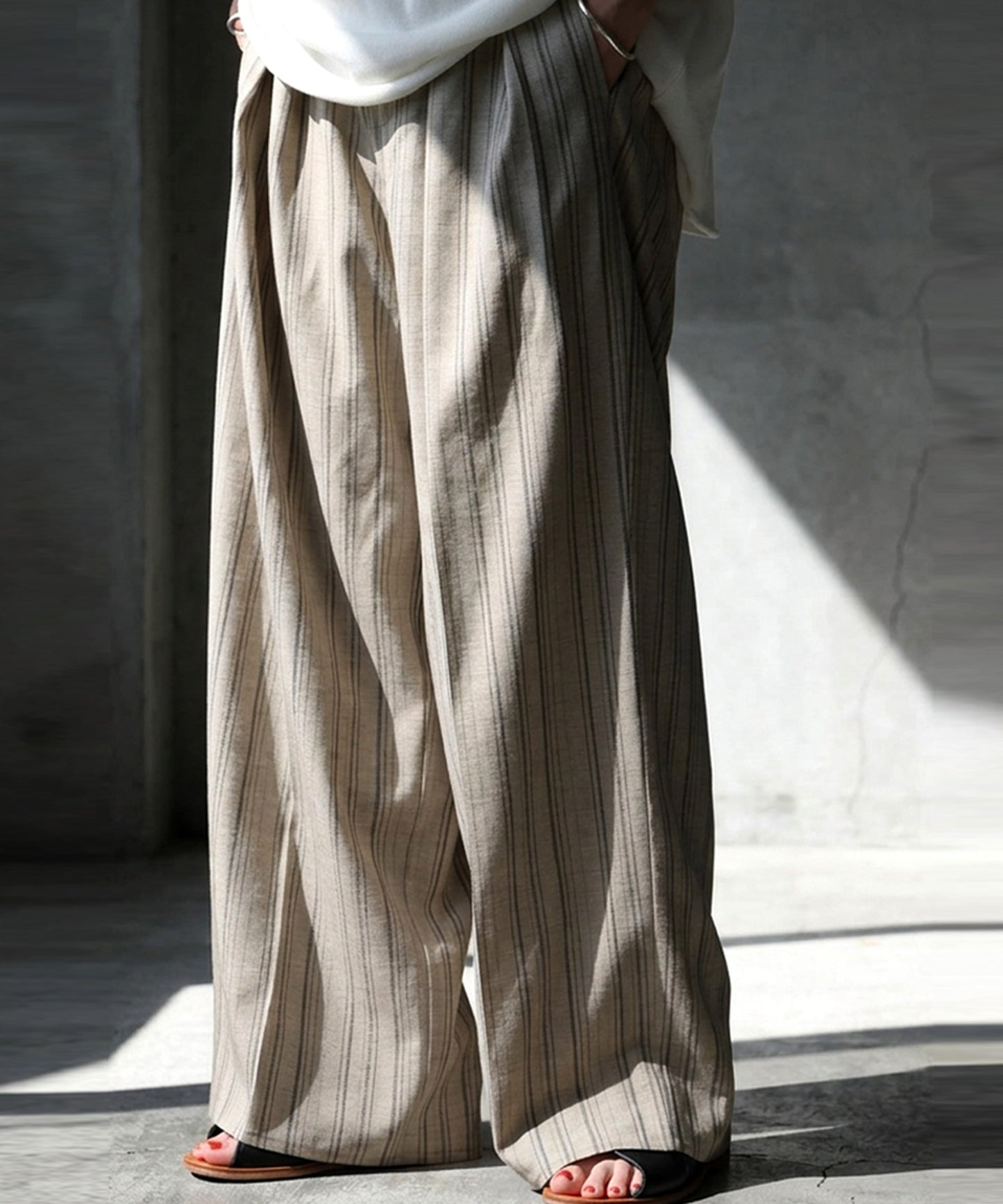 Striped Wide-Leg Pants With Pleats Ladies