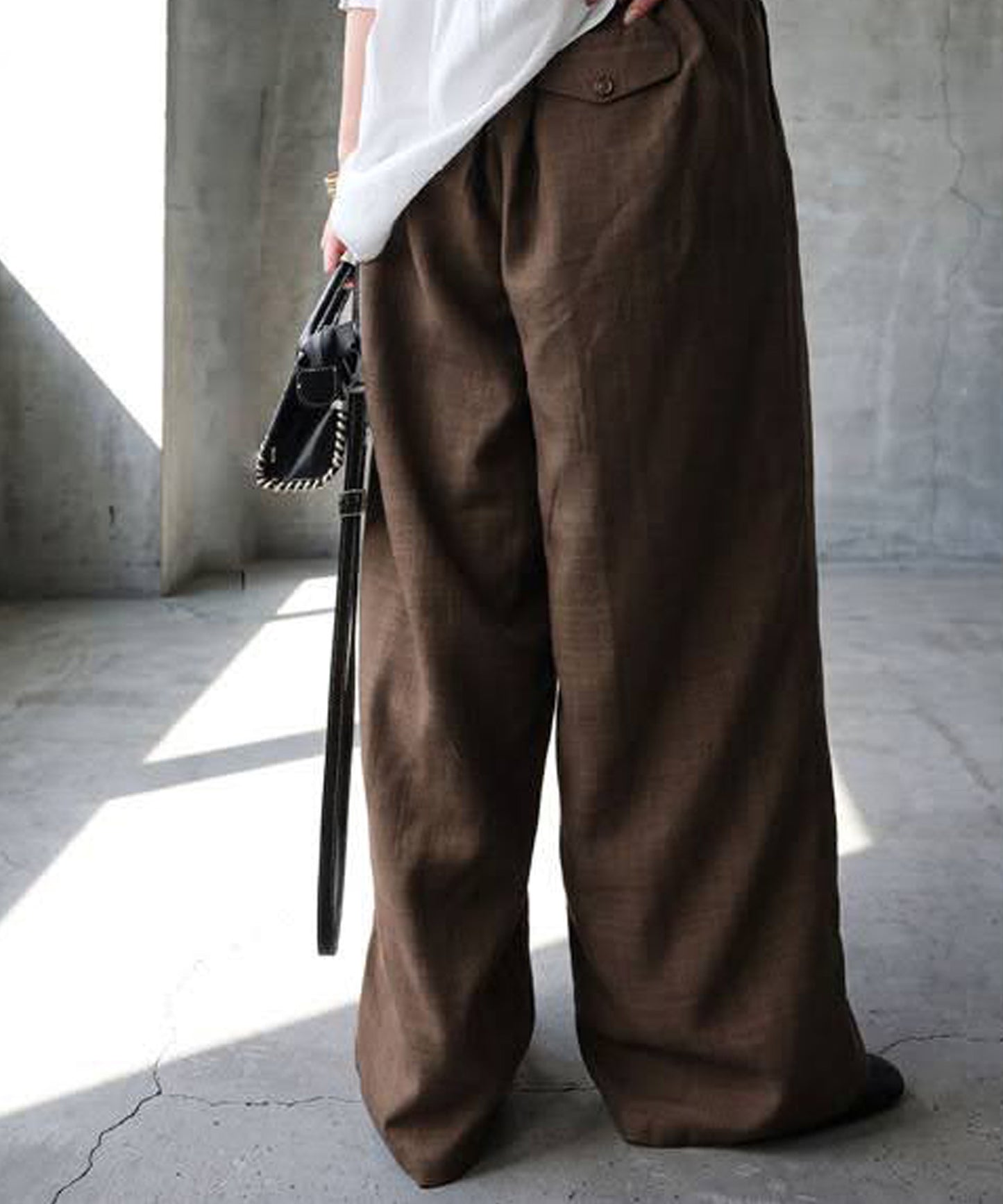 Center-Pleated Wide-Leg Pants Ladies