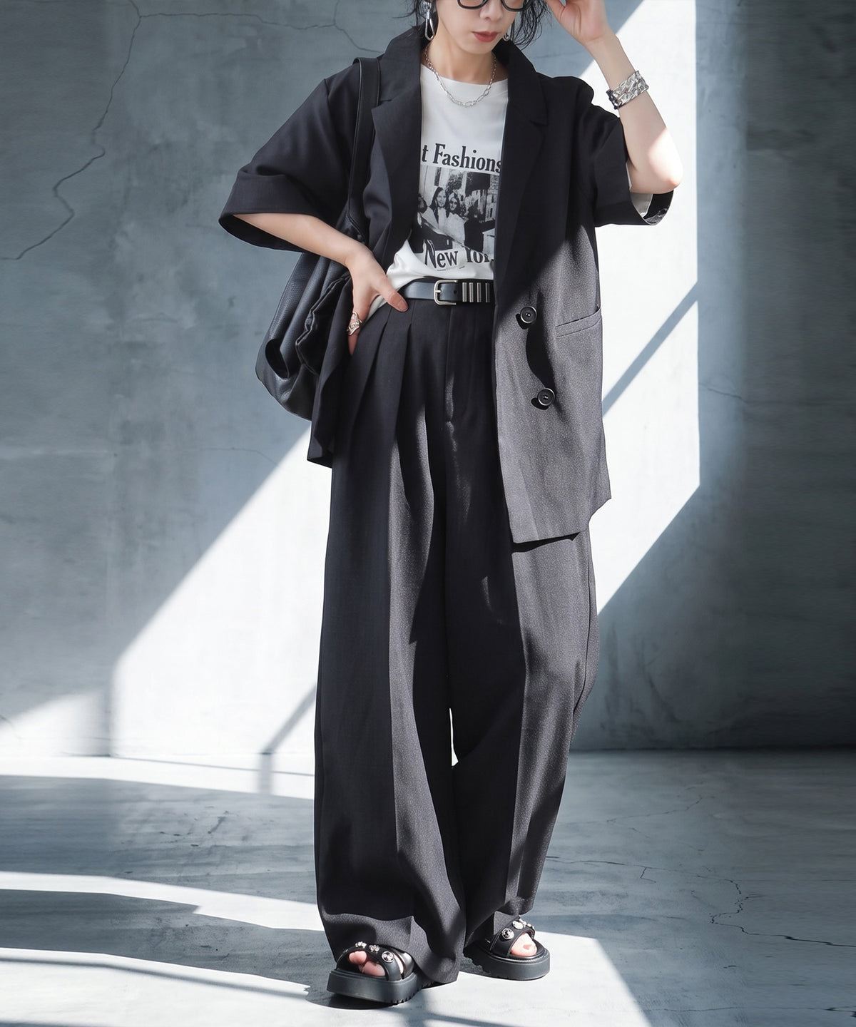 Center-Pleated Wide-Leg Pants Ladies