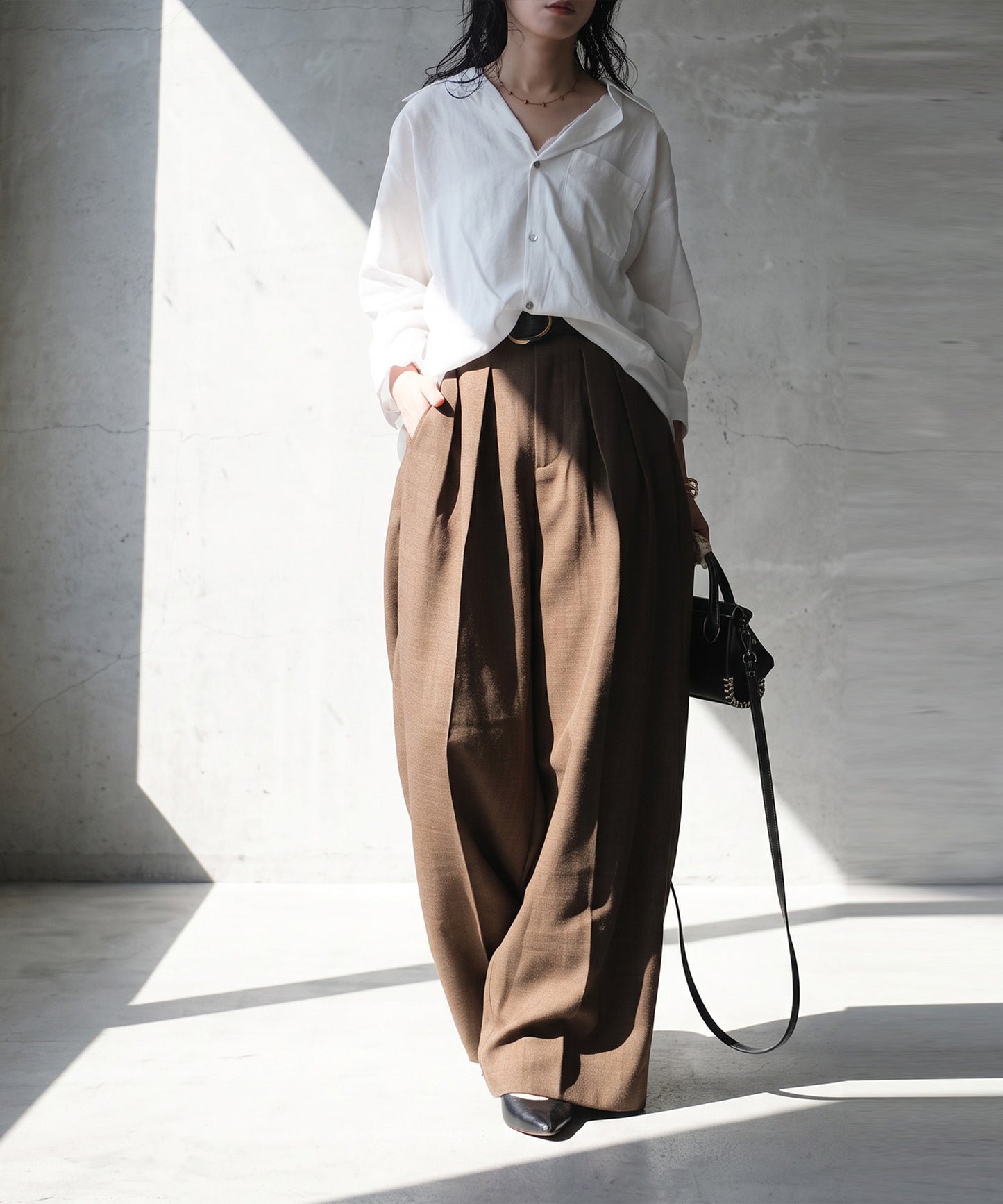 Center-Pleated Wide-Leg Pants Ladies
