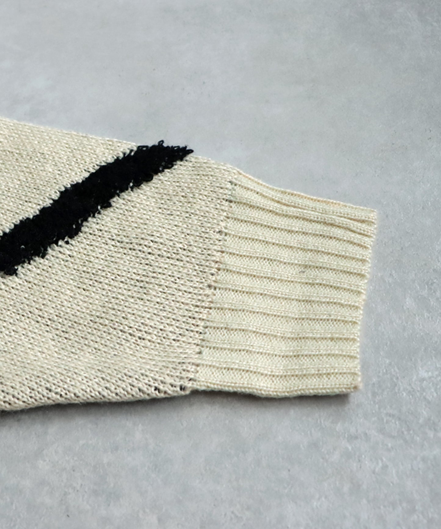 Nuance Line Pattern Knit Men's