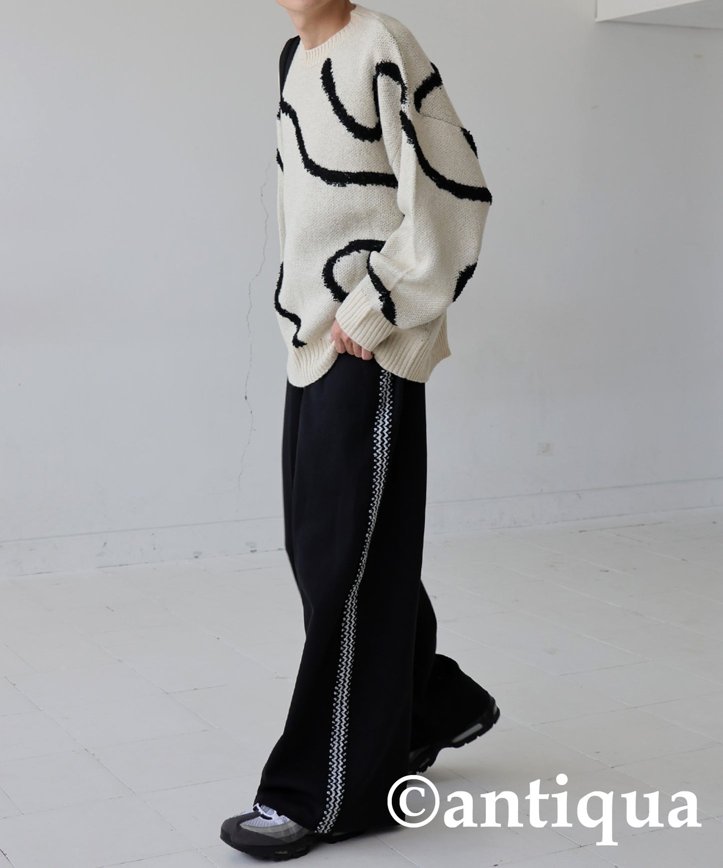 Nuance Line Pattern Knit Men's