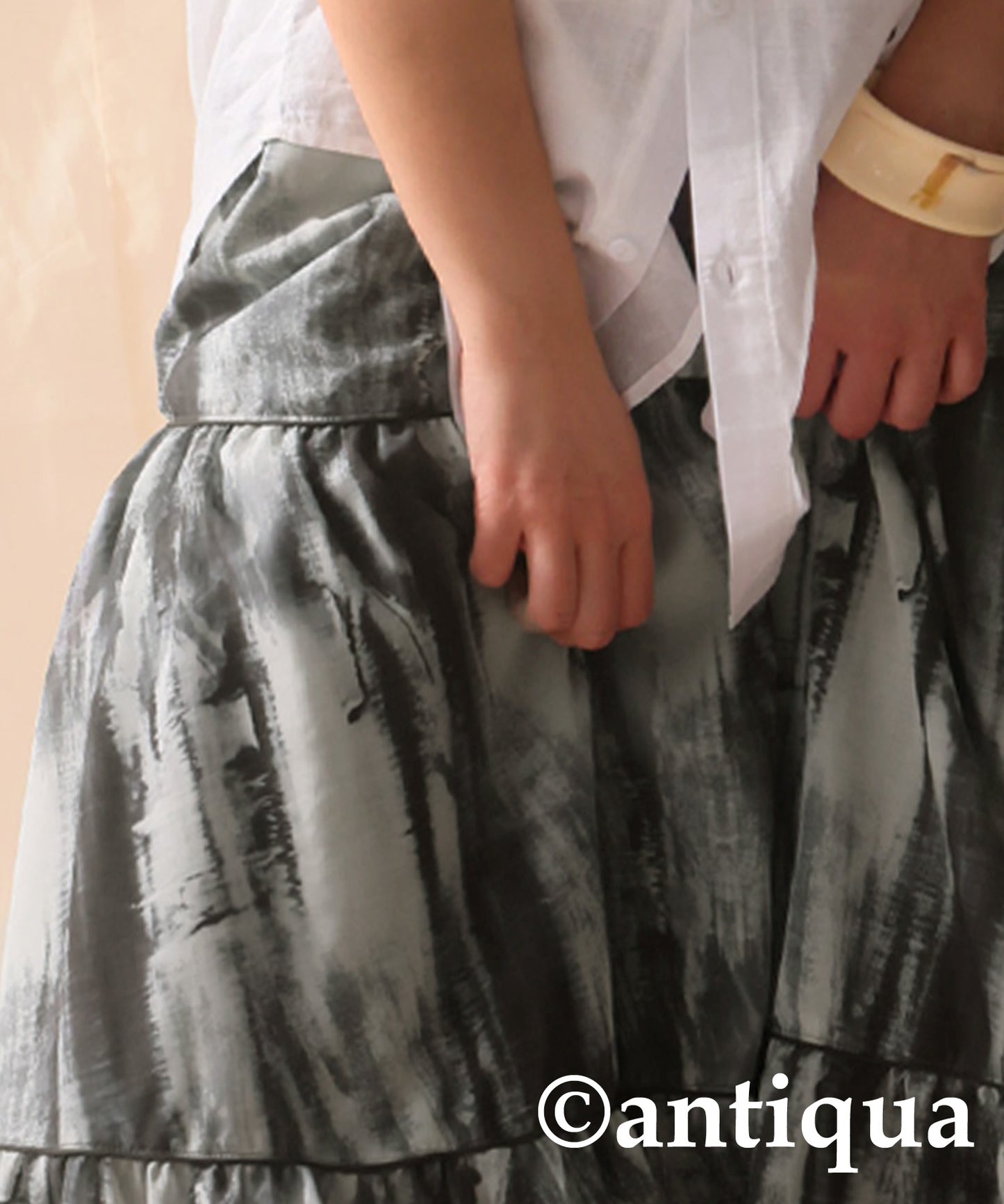 Nuance pattern tiered skirt Ladies