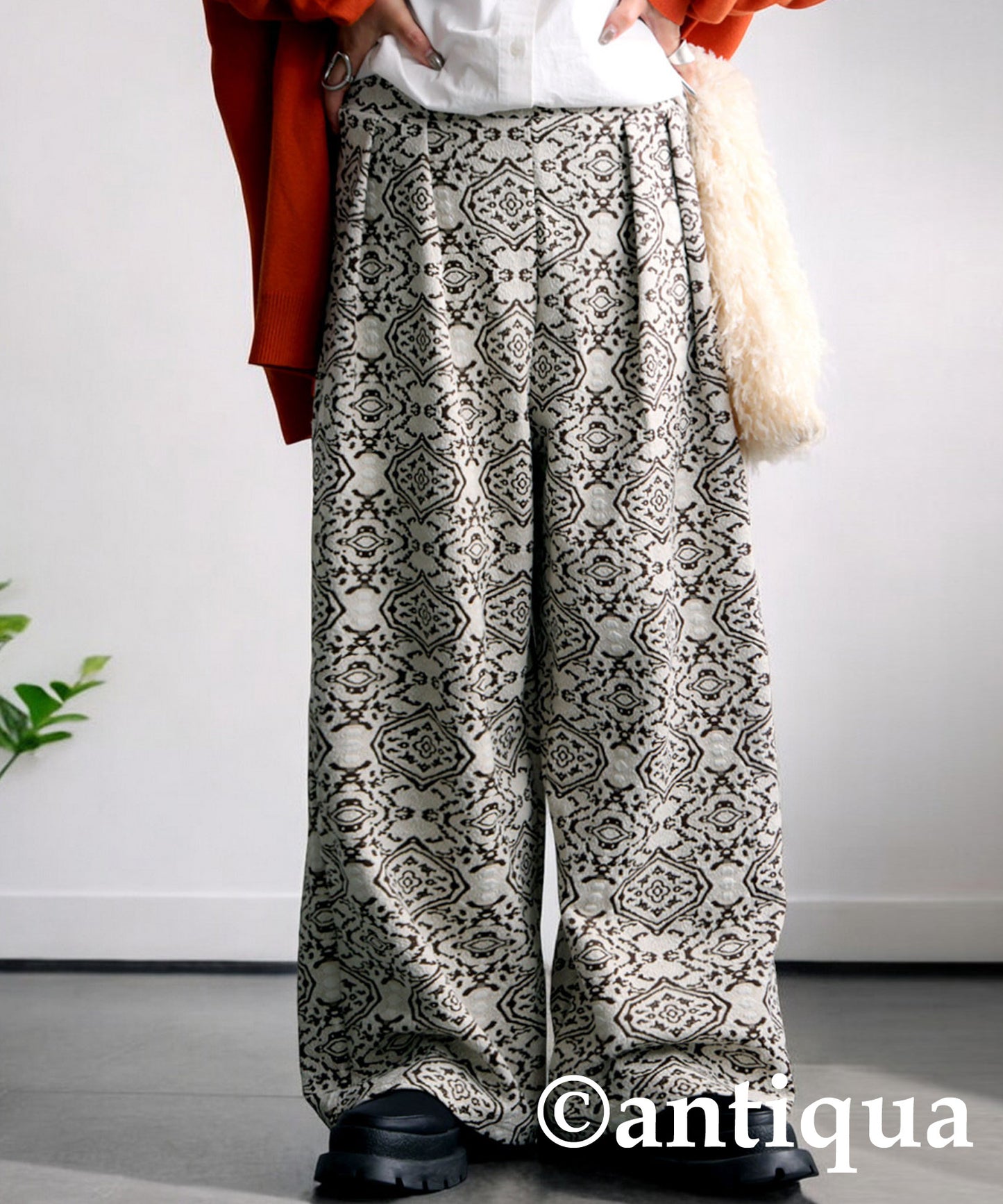 Damask pattern jacquard wide pants Ladies