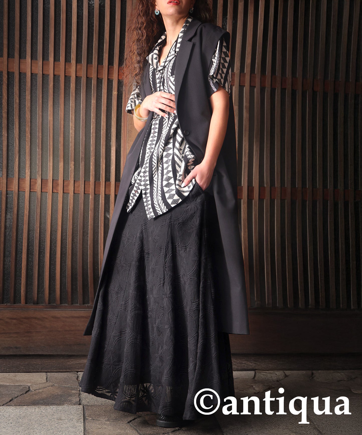 Ladies Lace Flare Skirt