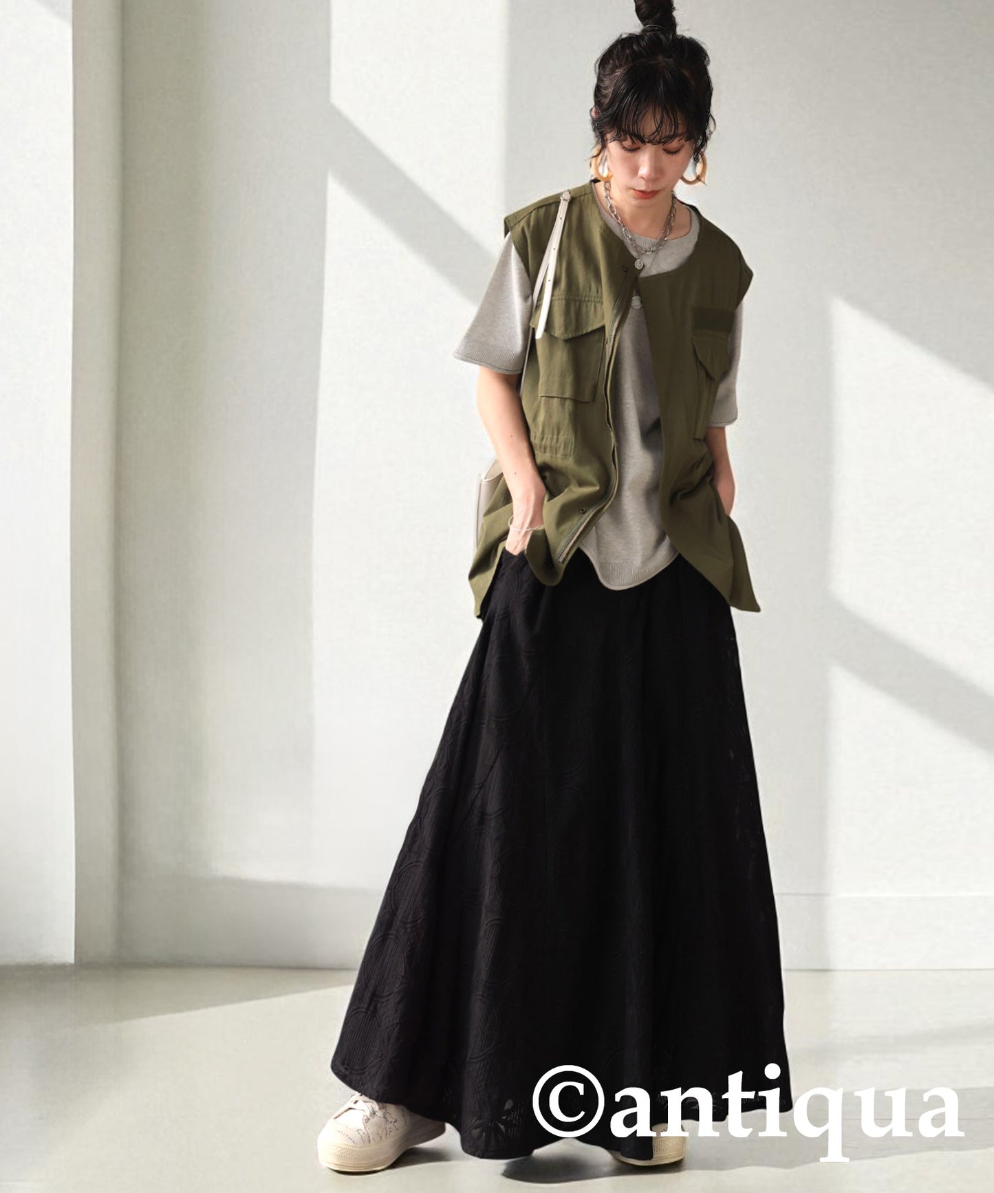 Ladies Lace Flare Skirt