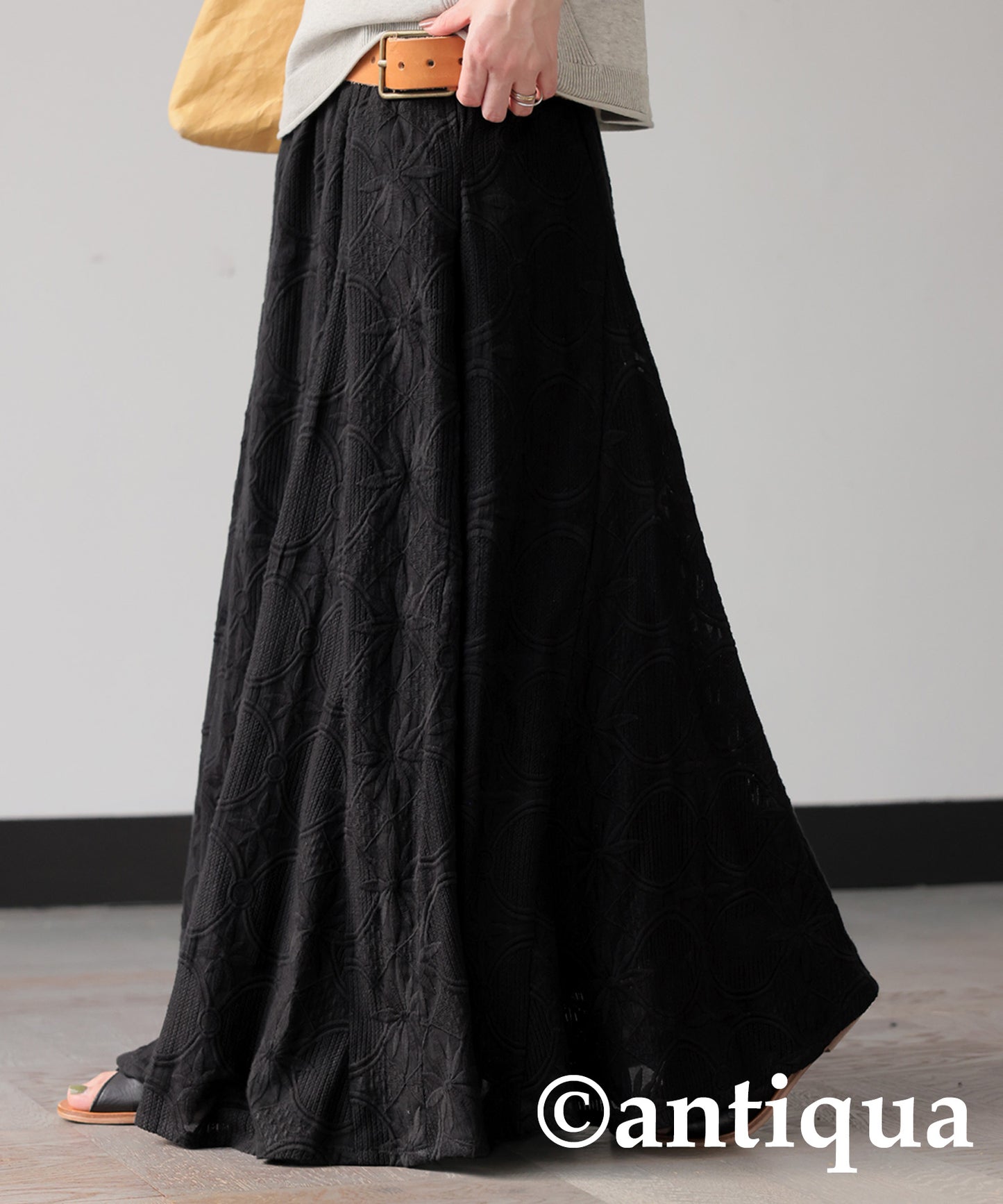 Ladies Lace Flare Skirt