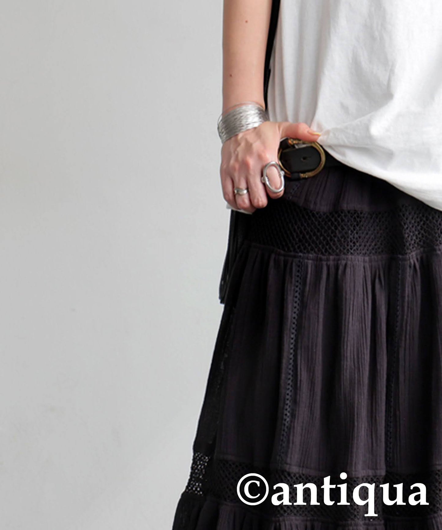 Ladies Lace Tiered Skirt