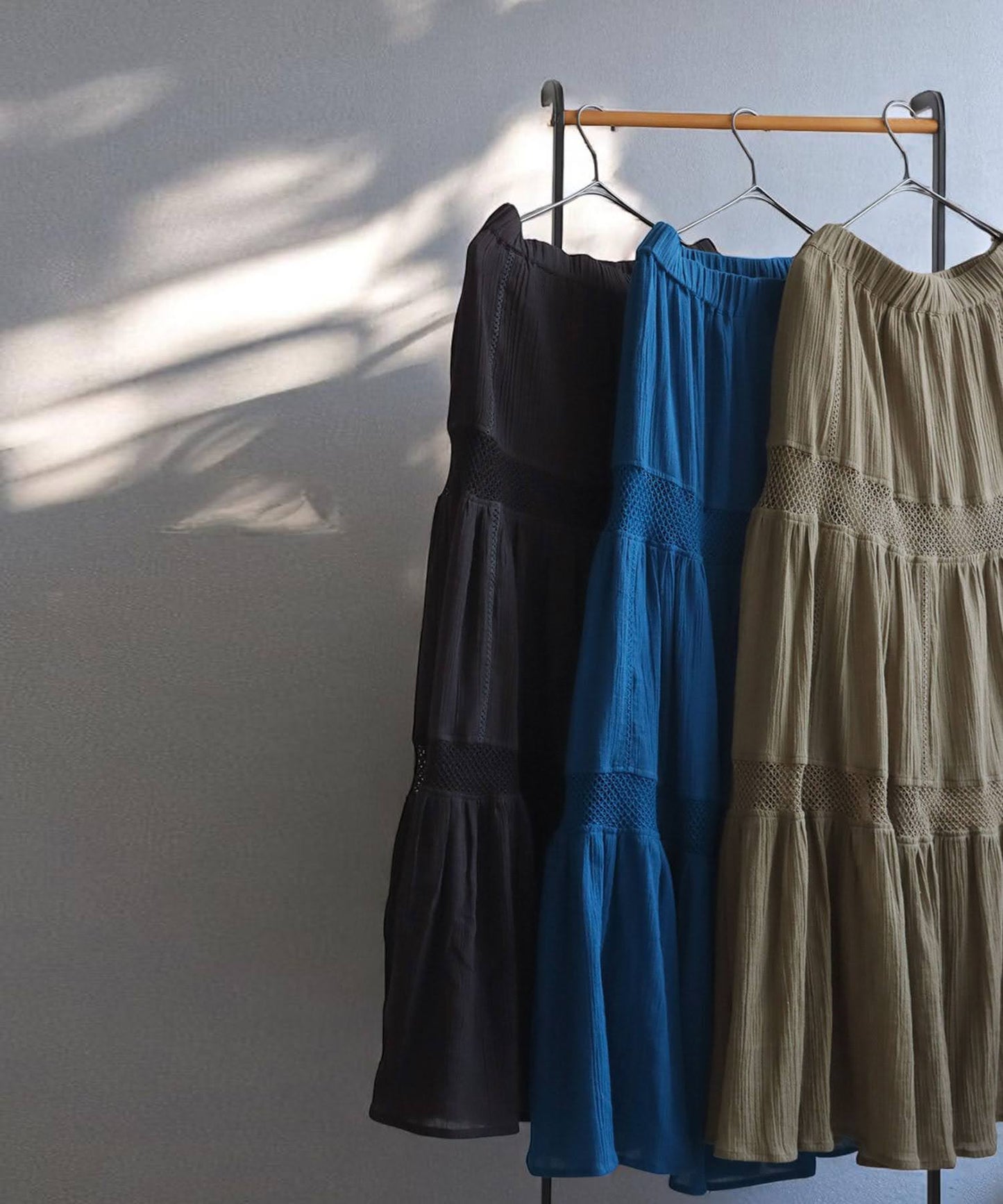 Ladies Lace Tiered Skirt