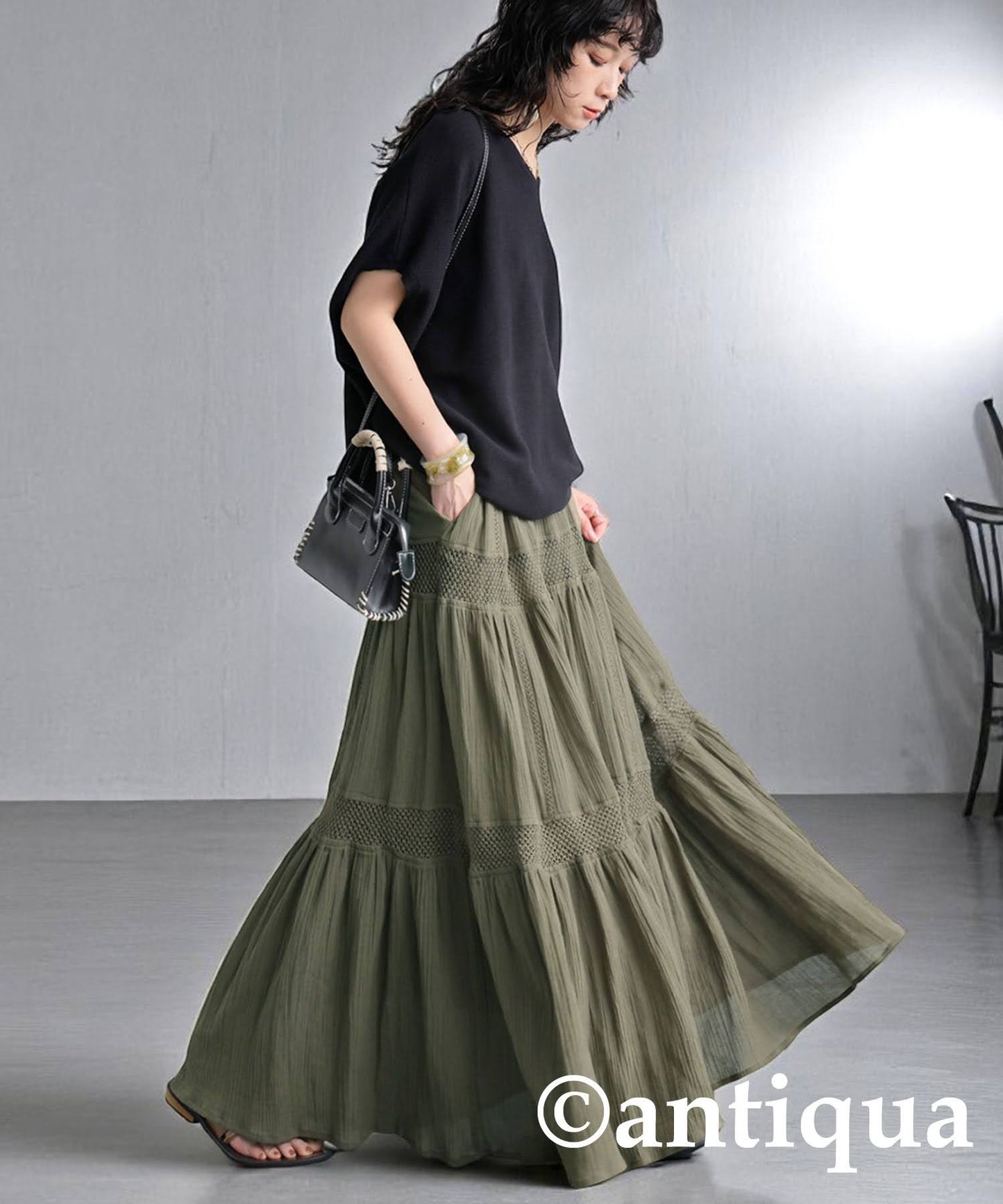 Ladies Lace Tiered Skirt