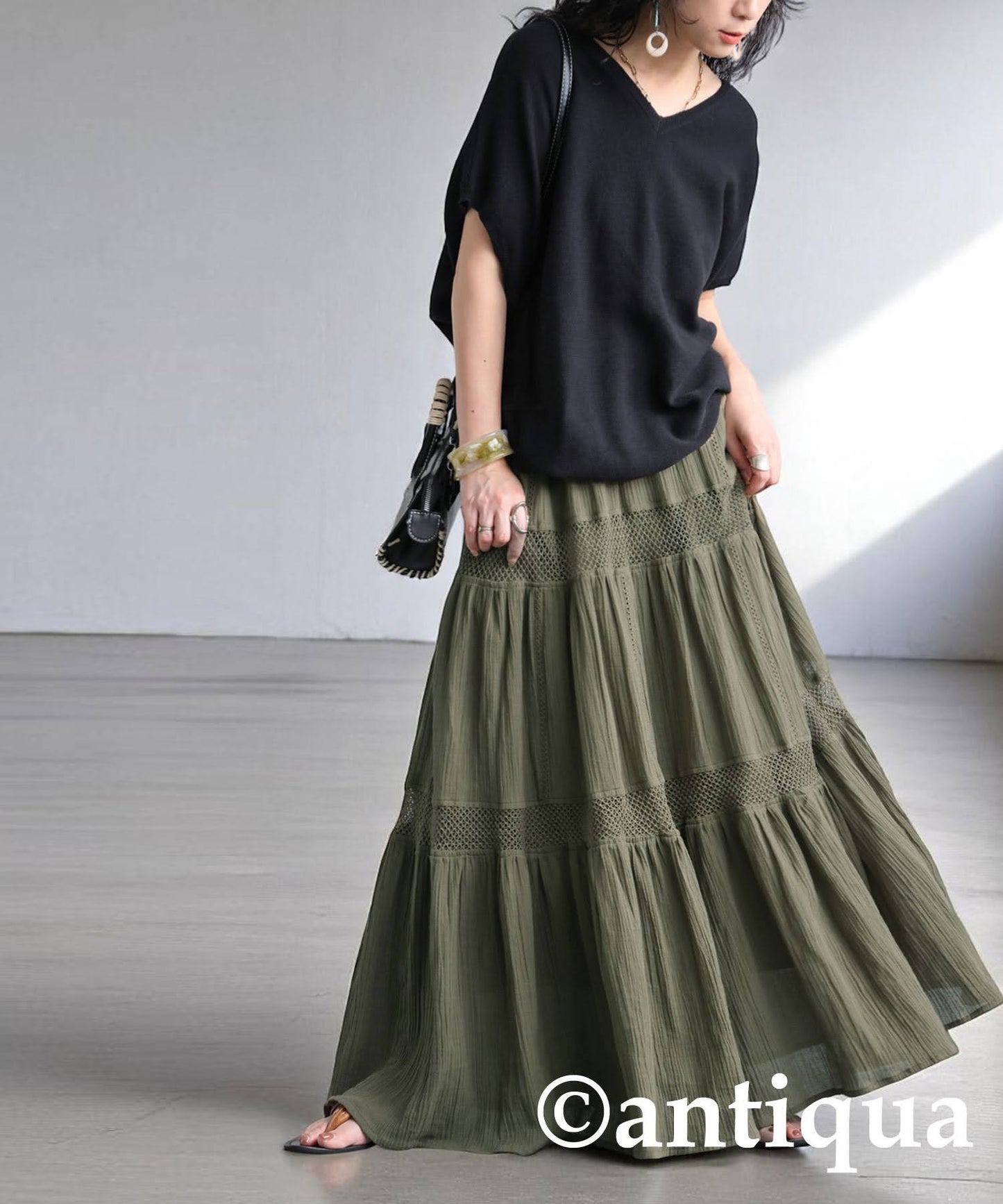 Ladies Lace Tiered Skirt