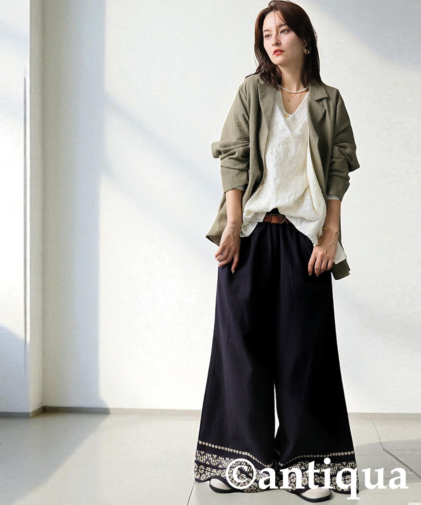 Floral Embroidered Wide-Leg Pants Ladies