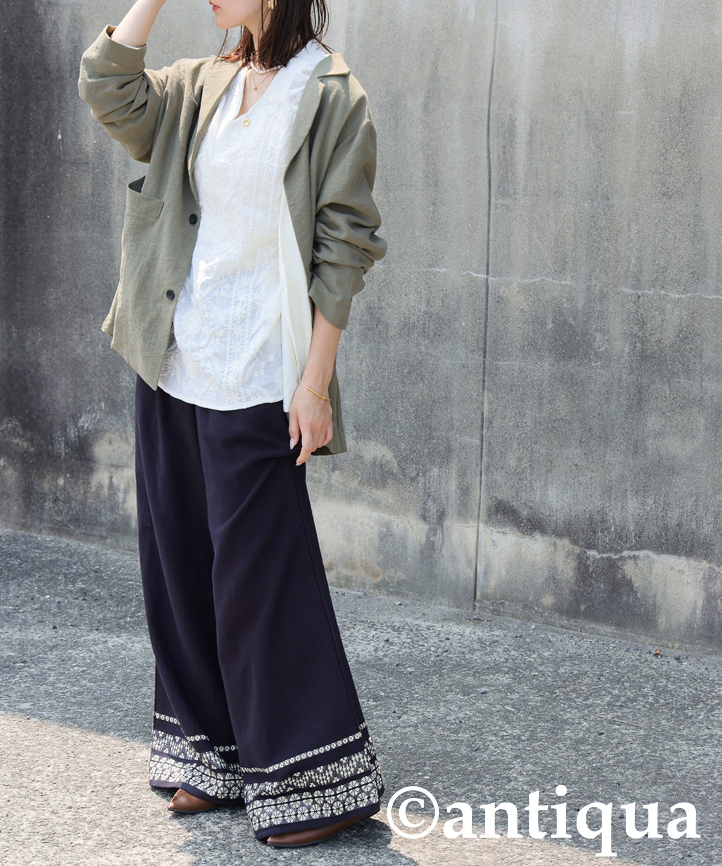 Floral Embroidered Wide-Leg Pants Ladies