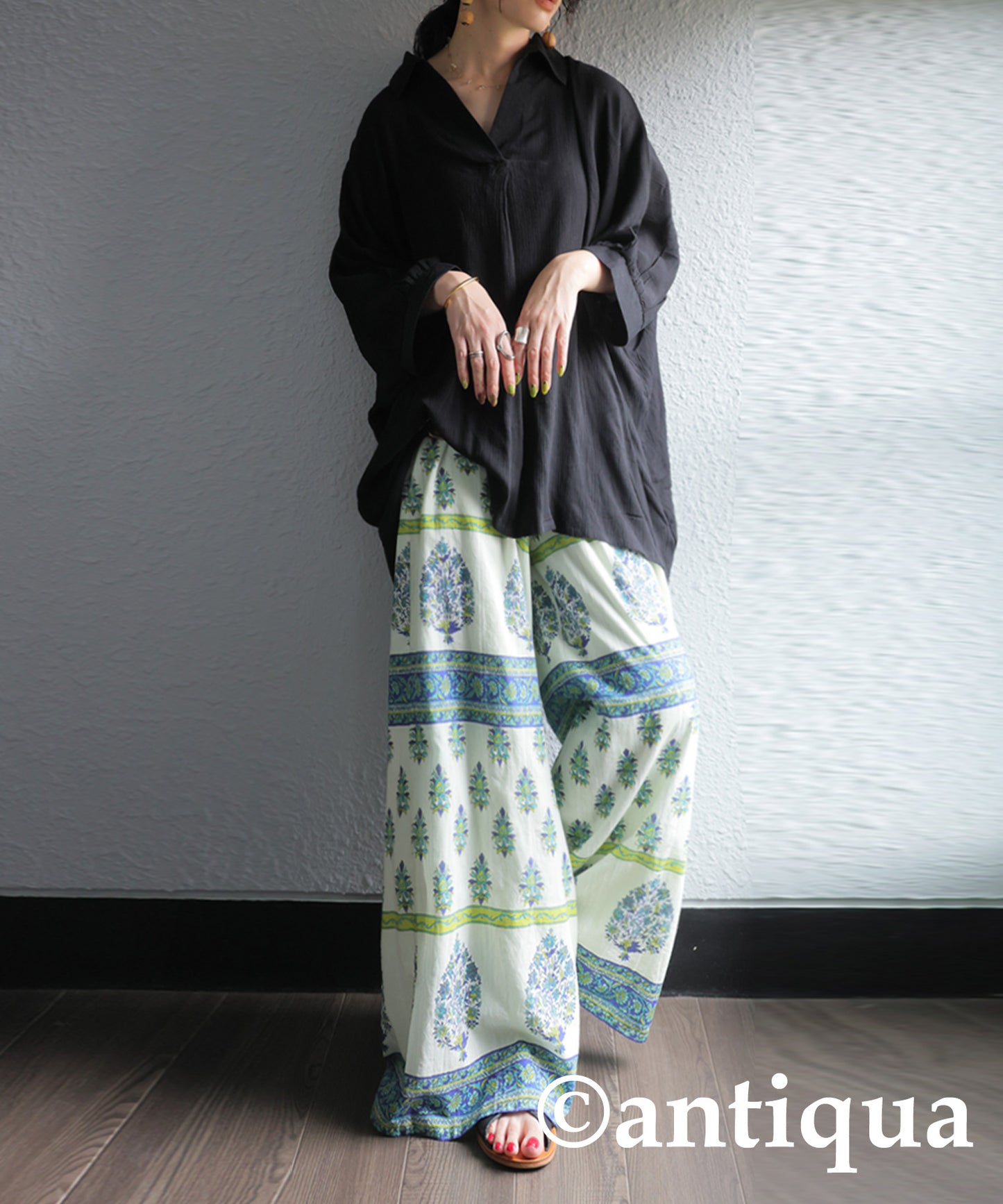 Ladies Willow-Style Skipper Shirt