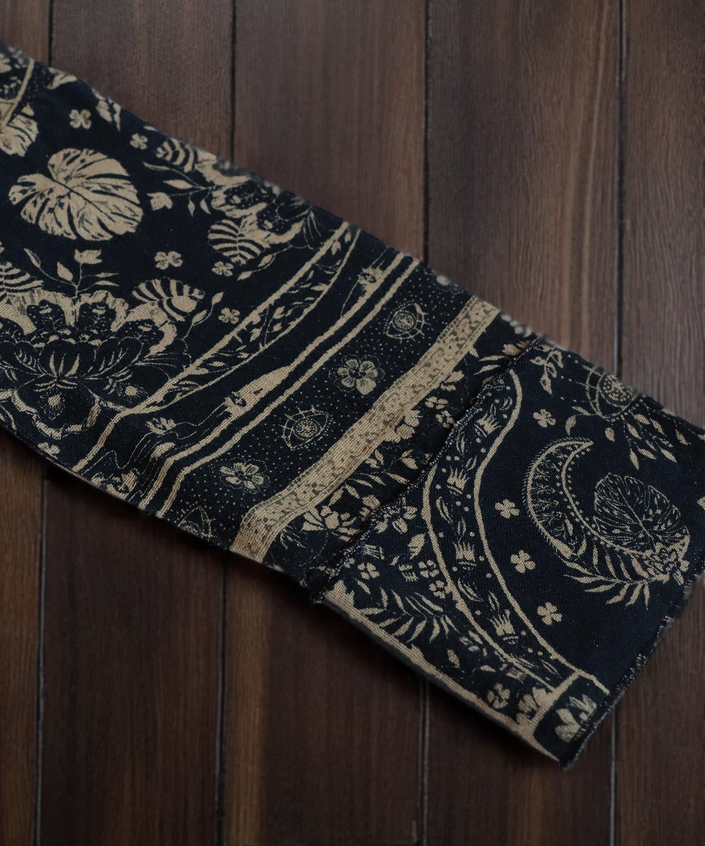 Ladies Ethnic Print Skipper Neck Top