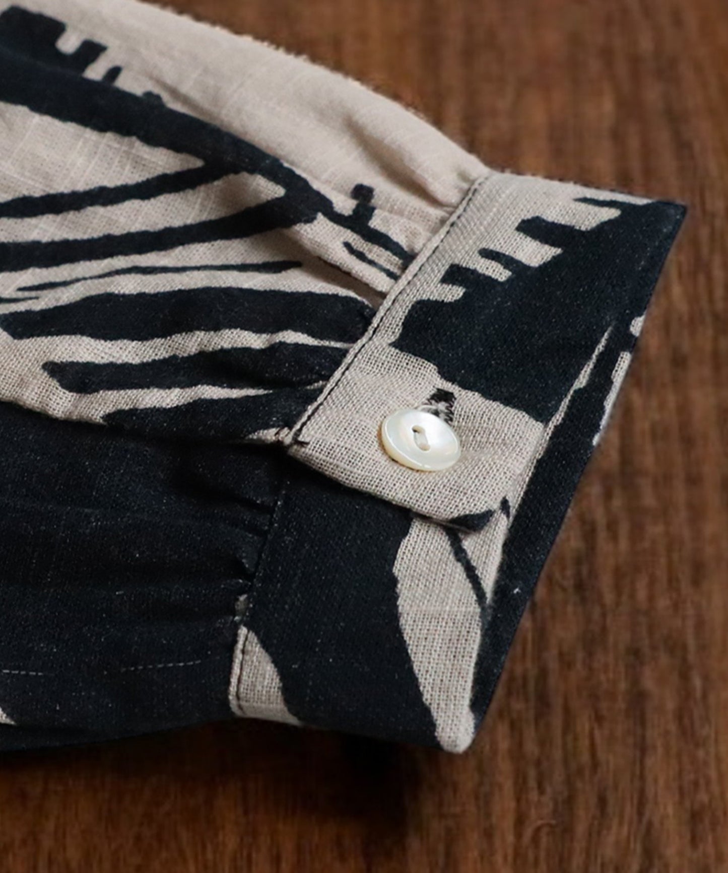 Ladies Monotone Pattern Shirt Dress