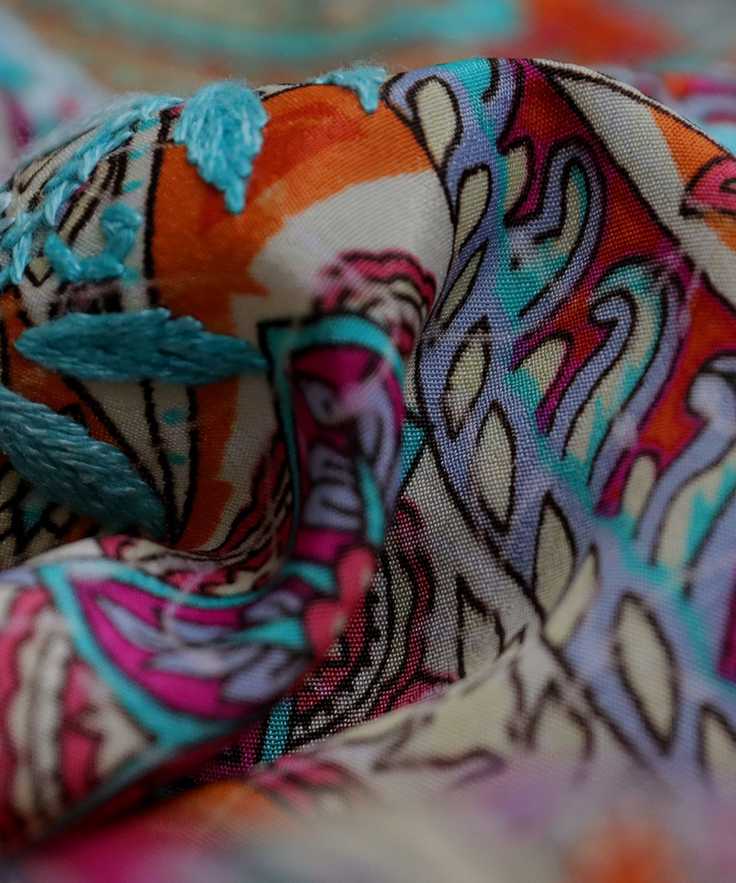 Ethnic Pattern Embroidered Cardigan Ladies