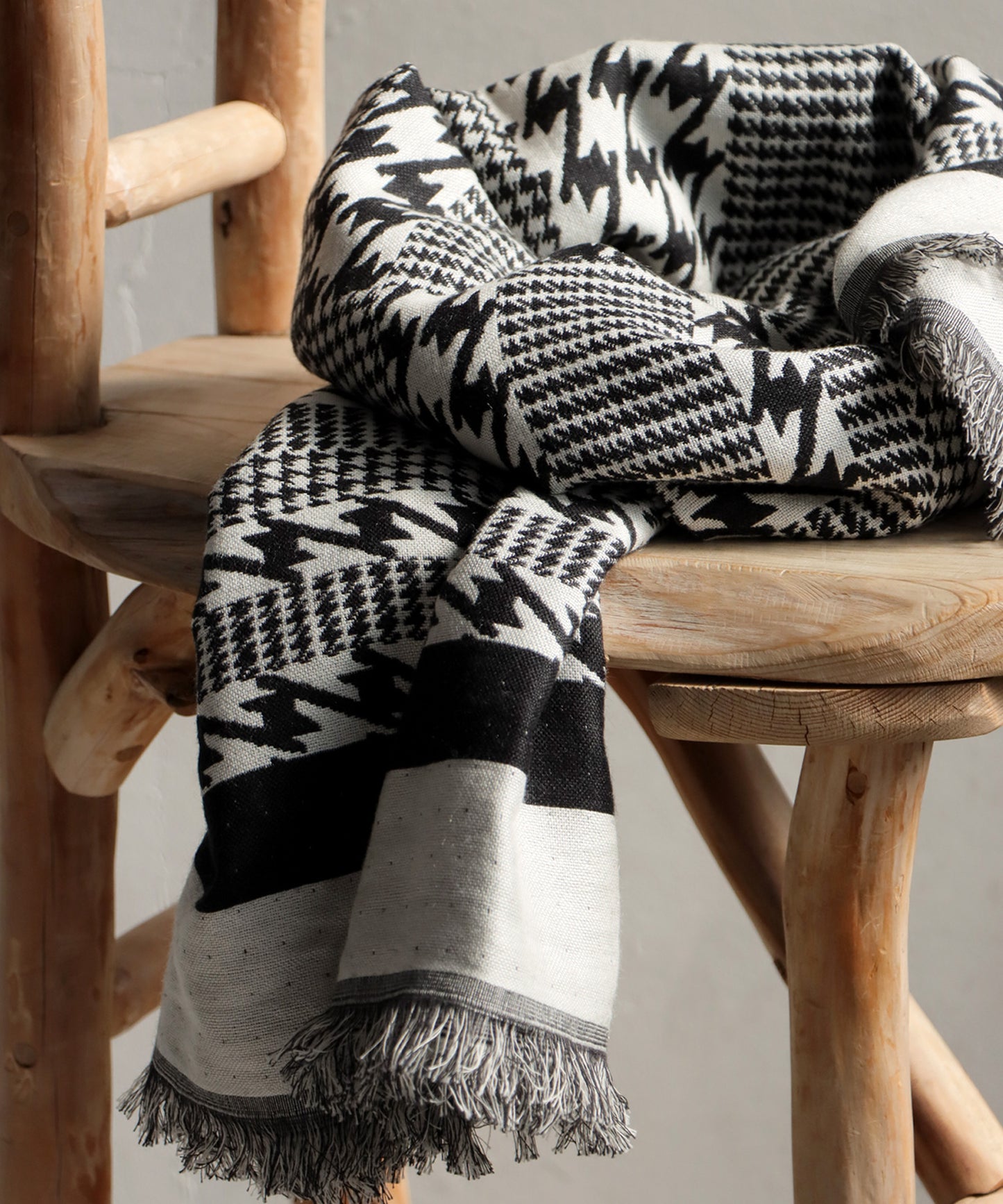 Indian Cotton Houndstooth Pattern Large Stole Ladies