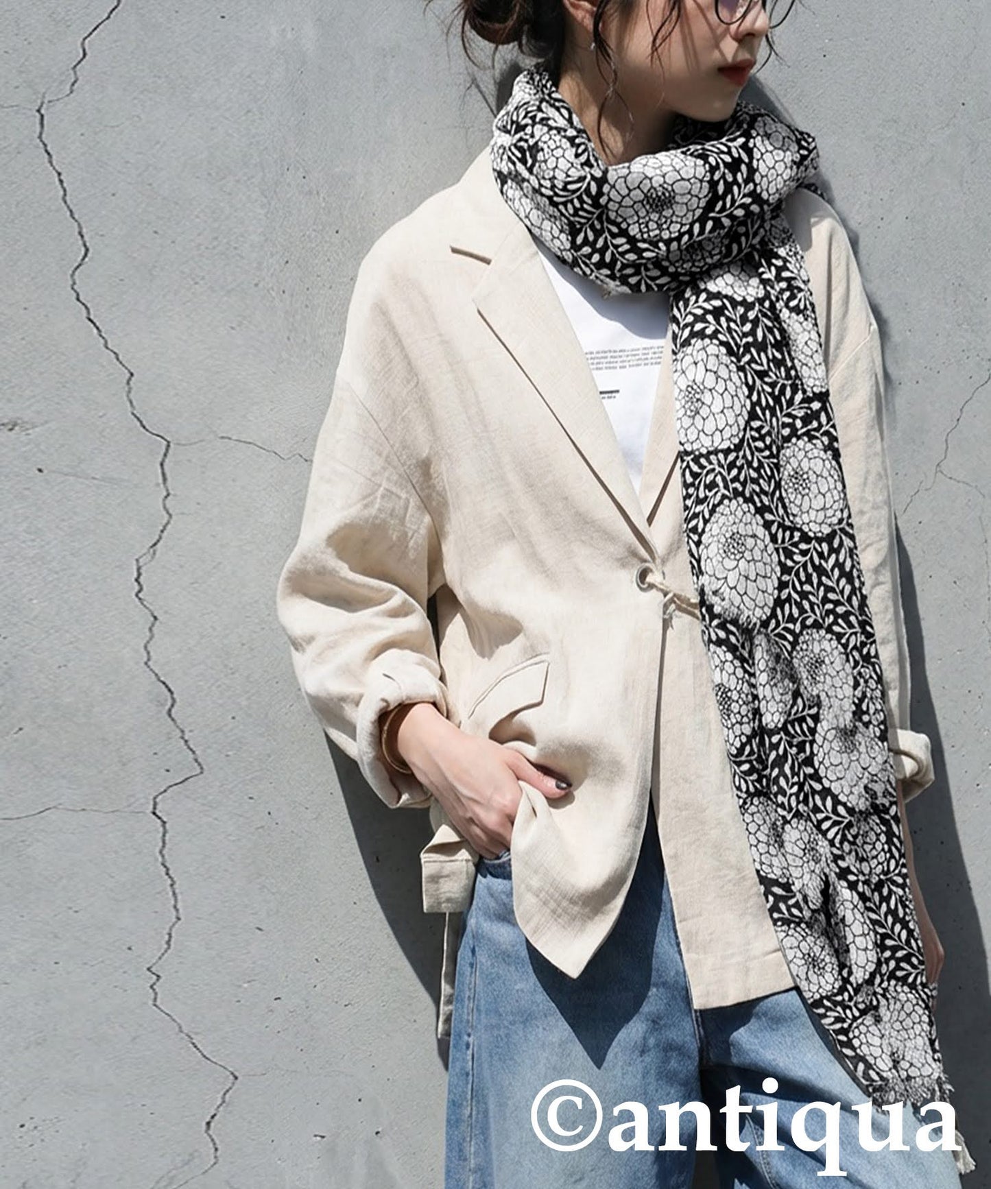 Monochrome Flower Stole Ladies