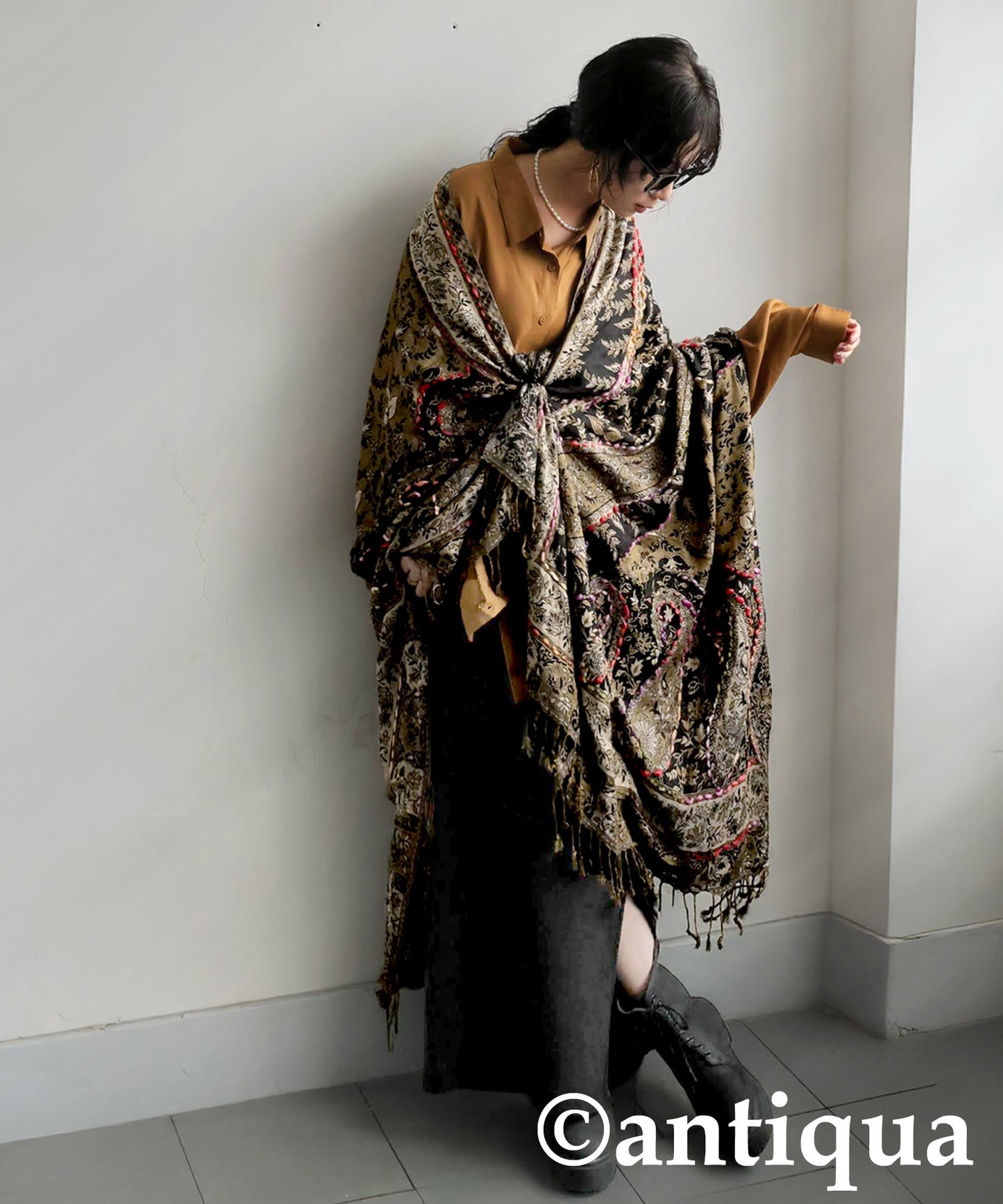 Ethnic Pattern Embroidered Large Stole Ladies