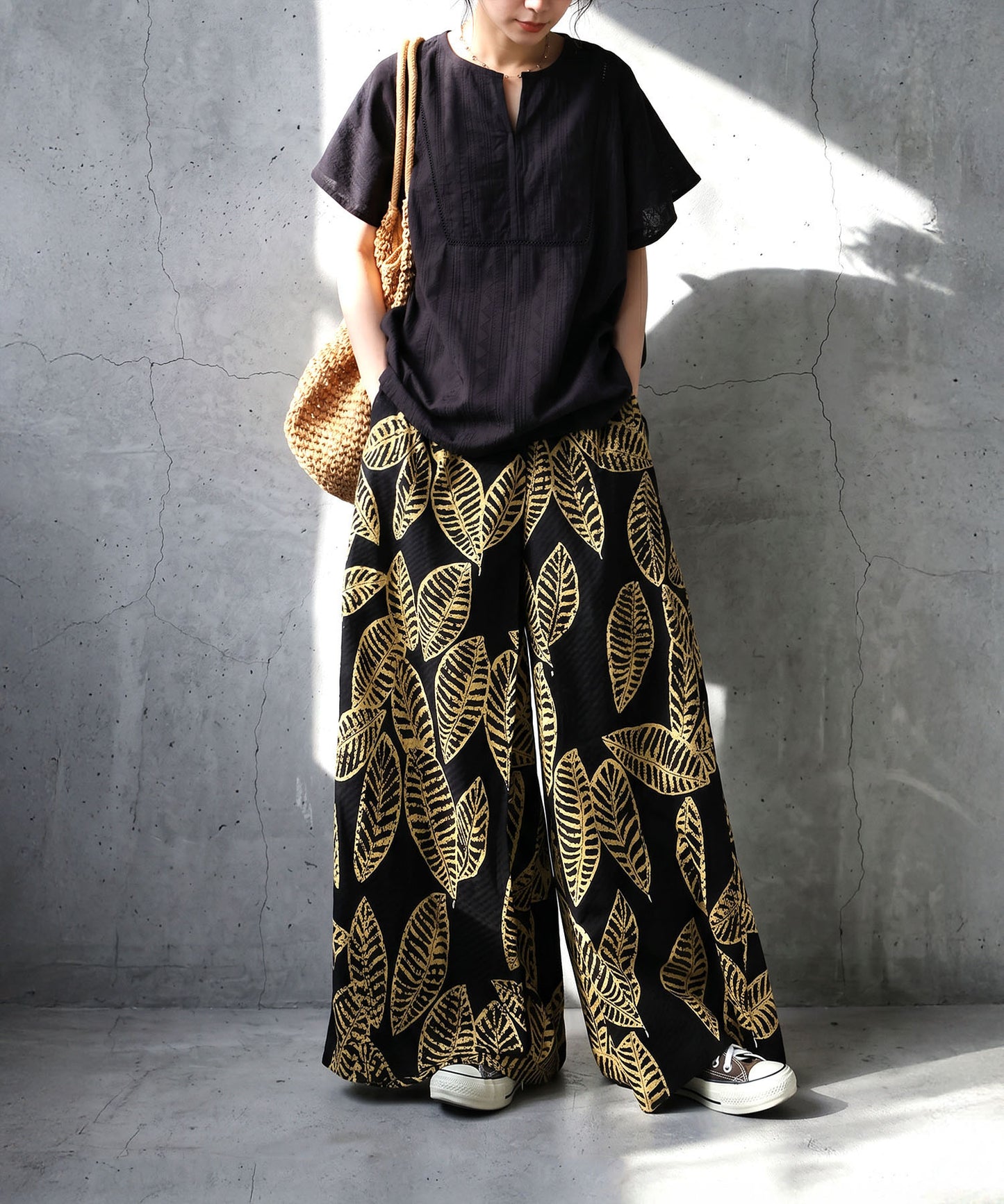 100% Cotton.Keyhole Neckline Blouse Ladies