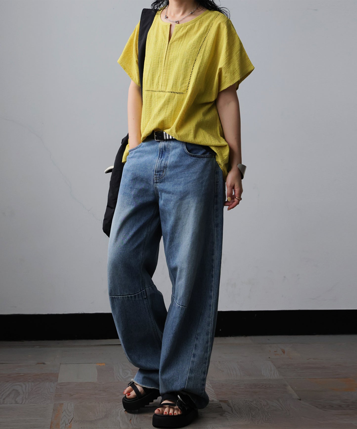 100% Cotton.Keyhole Neckline Blouse Ladies