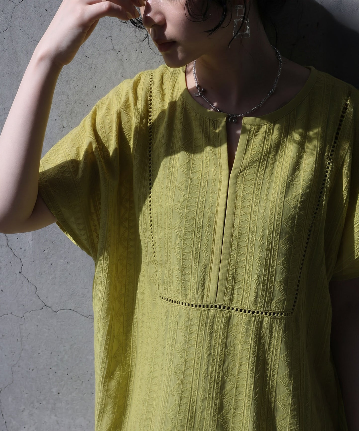 100% Cotton.Keyhole Neckline Blouse Ladies