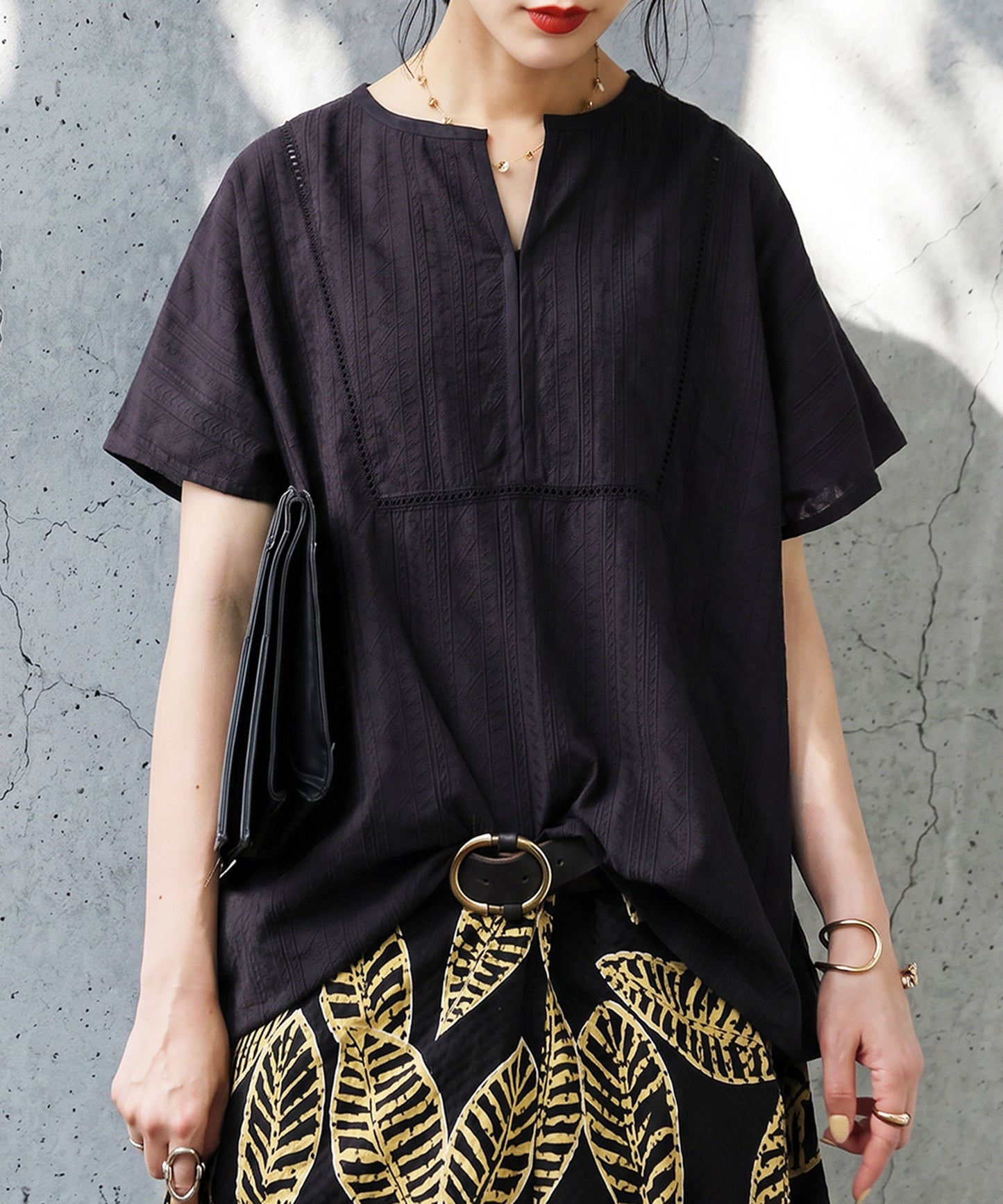 100% Cotton.Keyhole Neckline Blouse Ladies