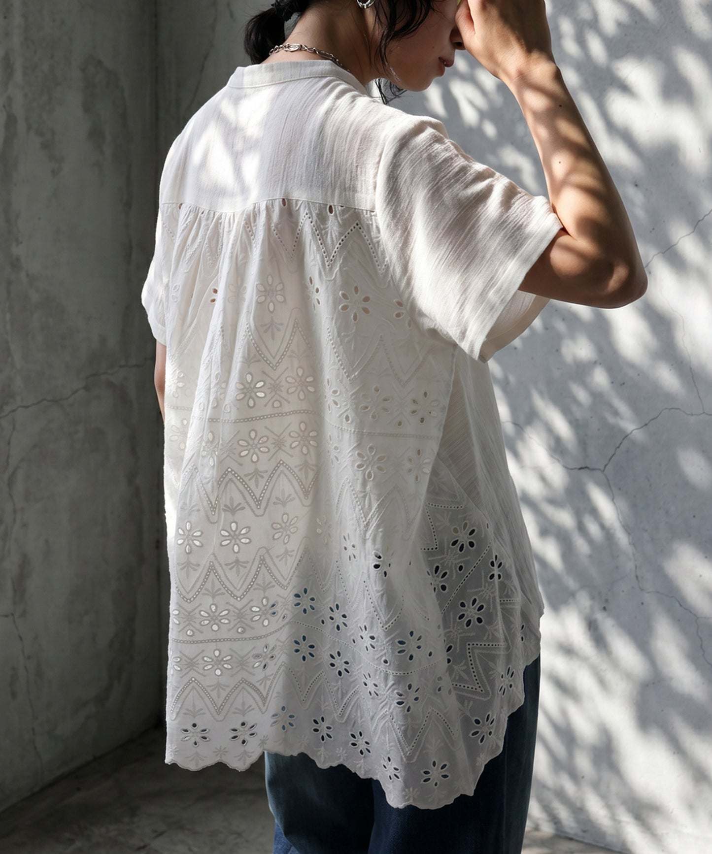 100% Cotton Band Collar Flare Lace Trim Shirt Ladies