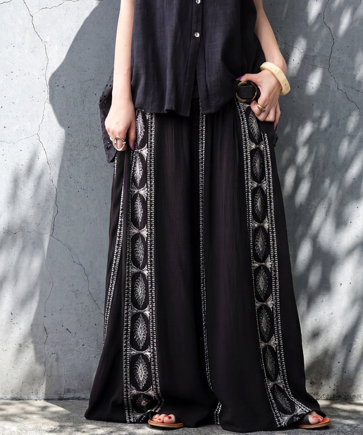 Embroidered Flared Long Skirt Ladies