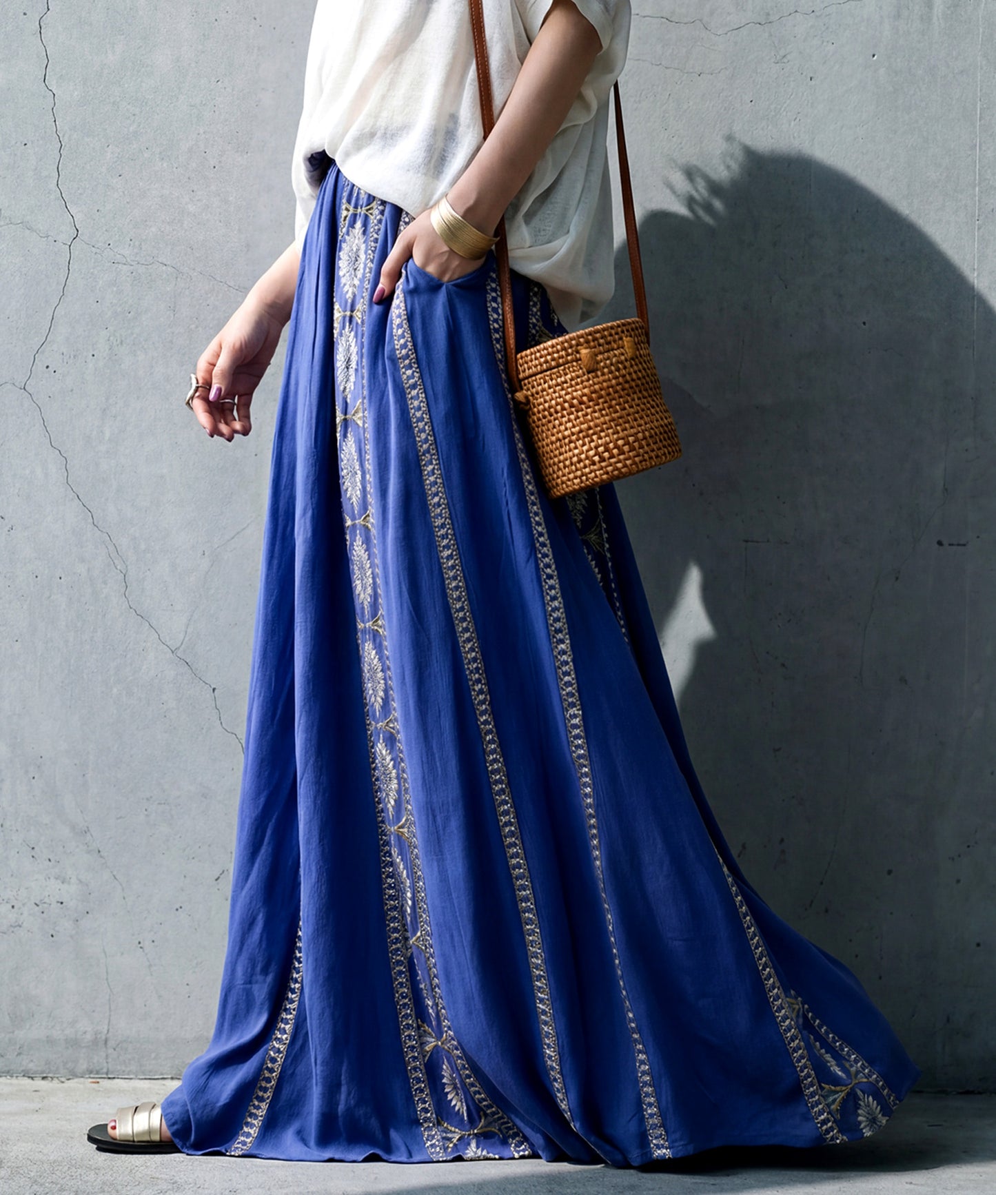 Embroidered Flared Long Skirt Ladies