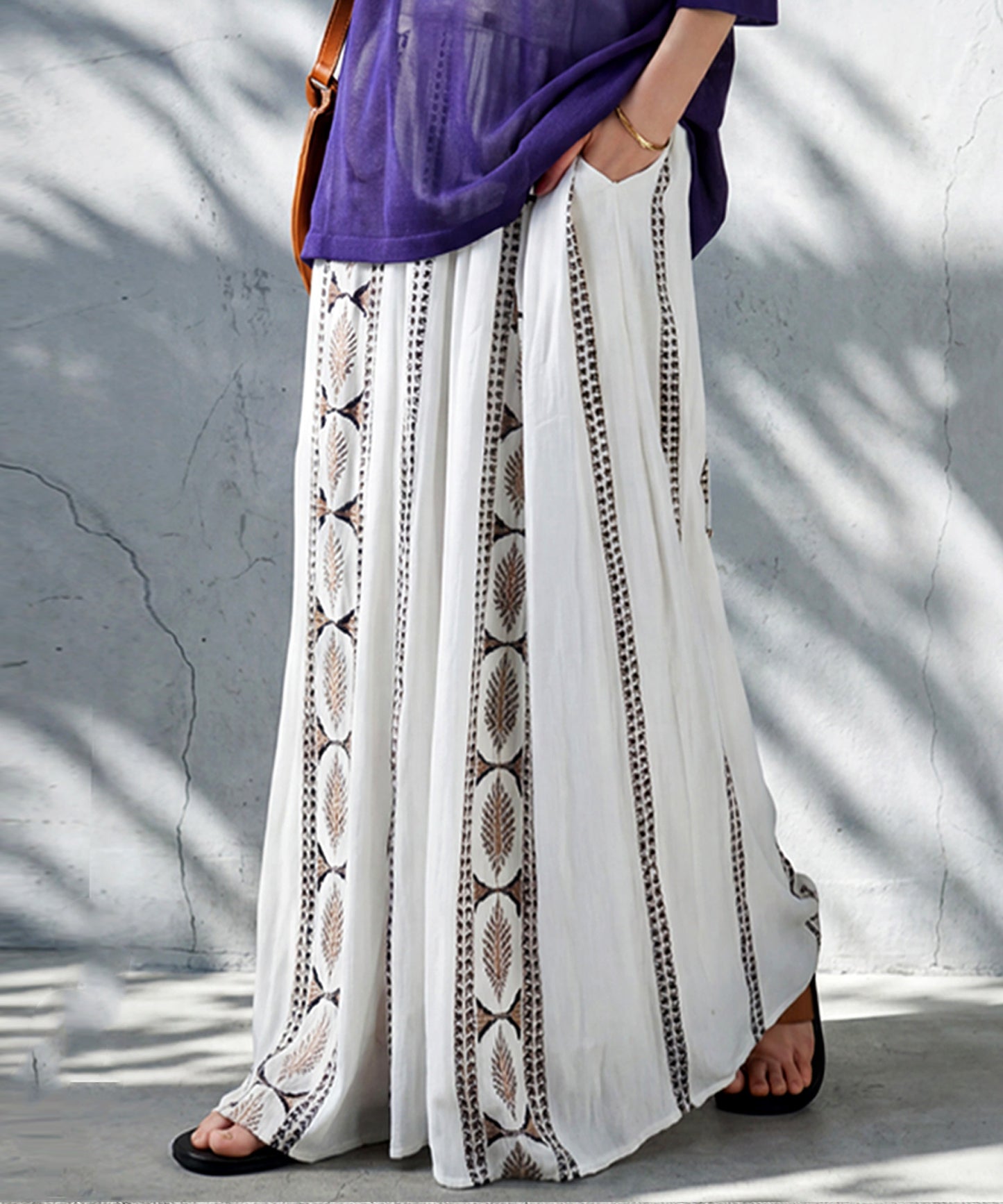 Embroidered Flared Long Skirt Ladies
