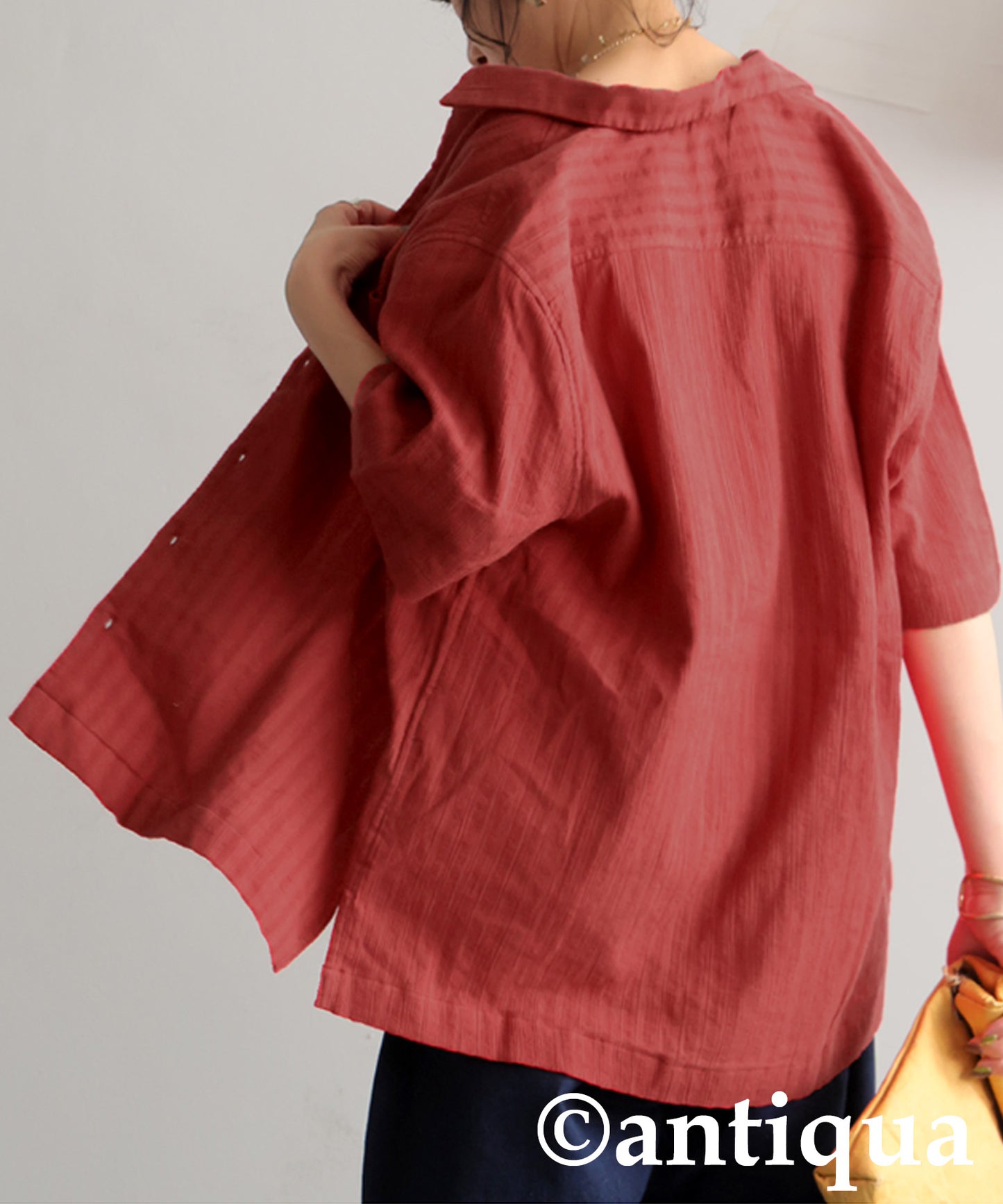Ladies Crepe Dobby Open-Collar Shirt