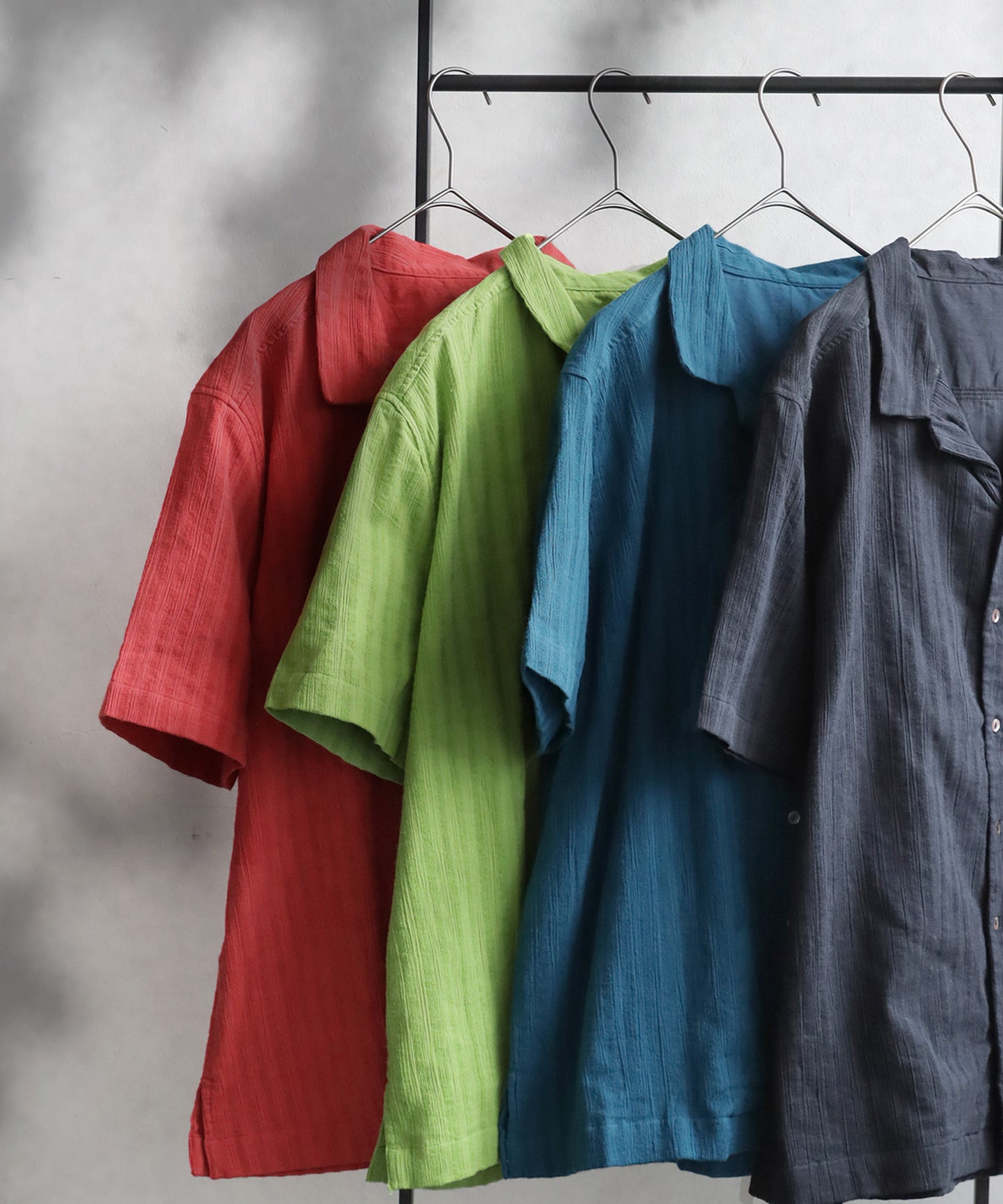 Men's Crepe Dobby Open-Collar Shirt