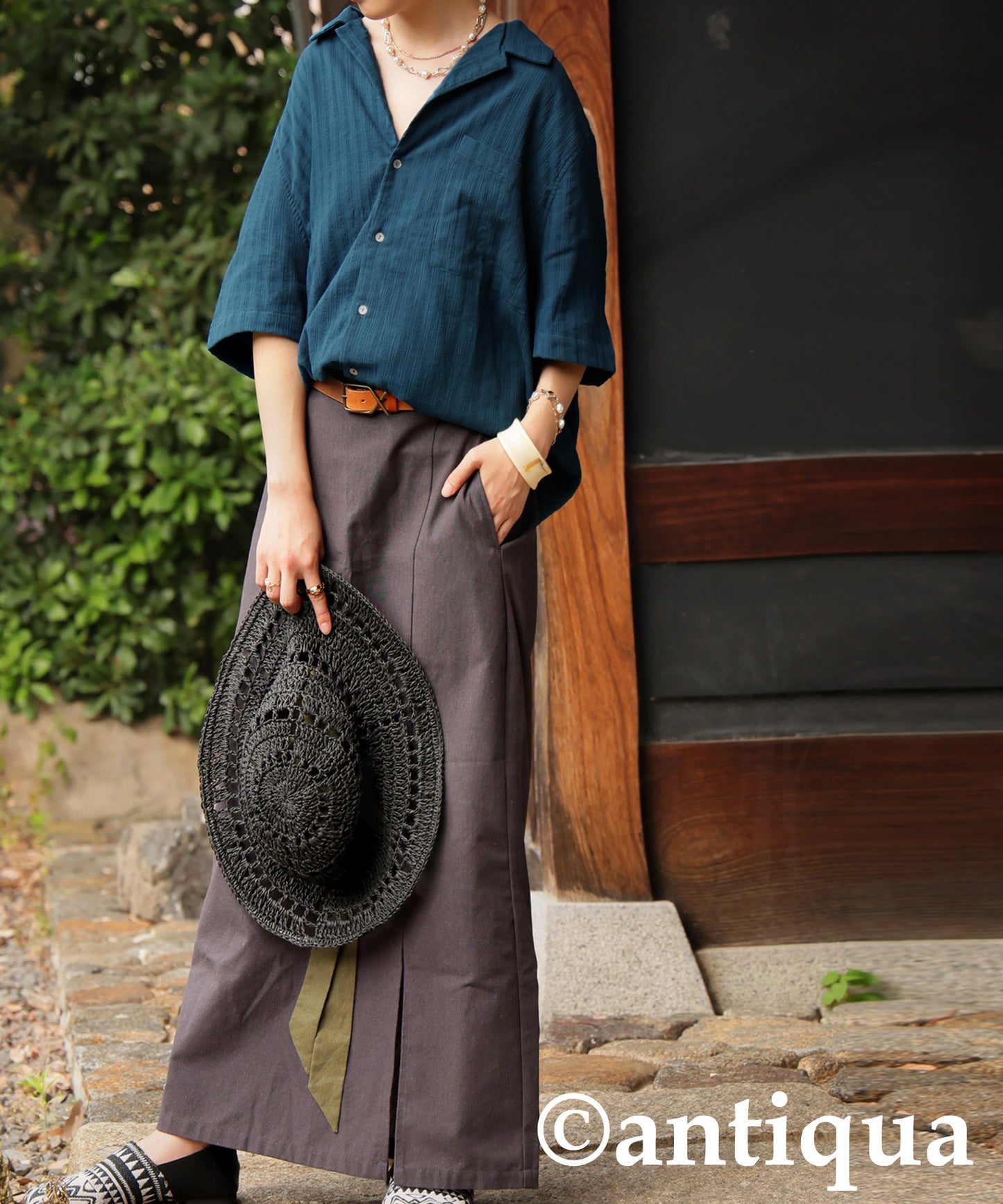 Ladies Crepe Dobby Open-Collar Shirt