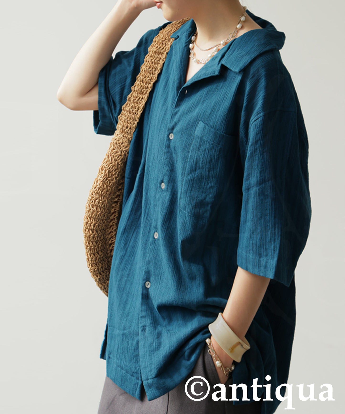 Ladies Crepe Dobby Open-Collar Shirt