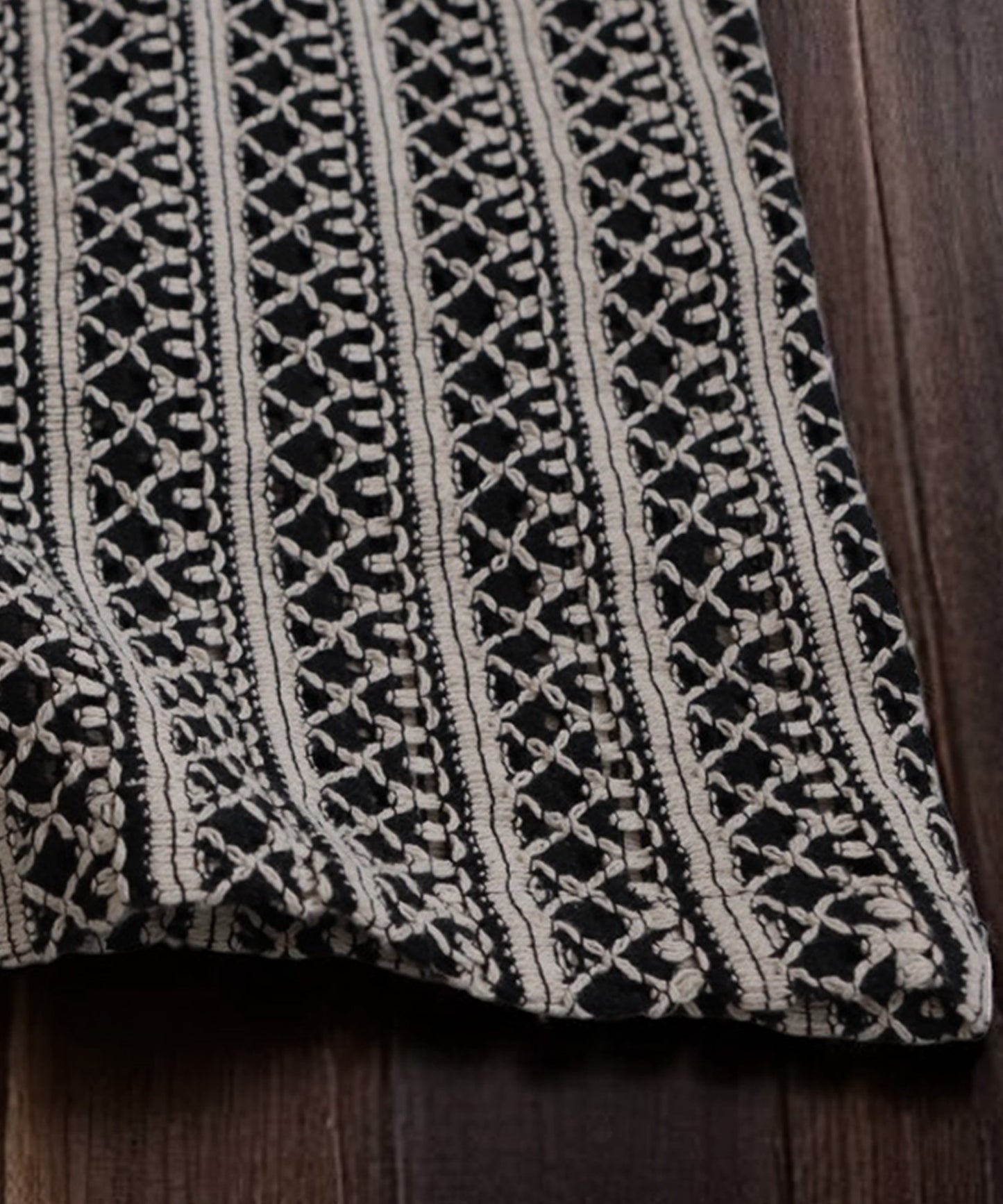 Men’s Full Lace Tucked Wide Pants