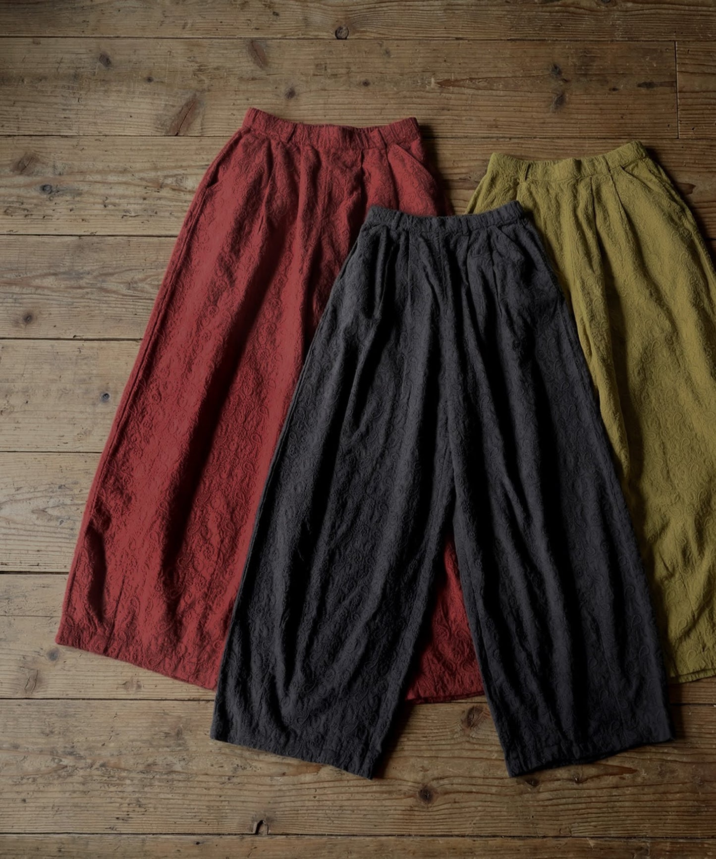 Paisley Embroidered Barrel Leg Pants Ladies