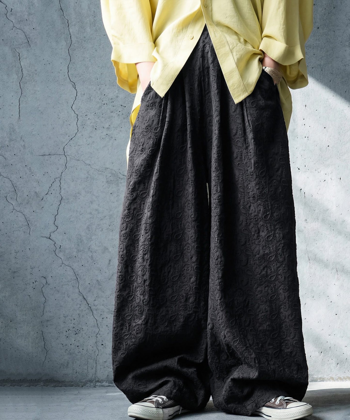 Paisley Embroidered Barrel Leg Pants Ladies