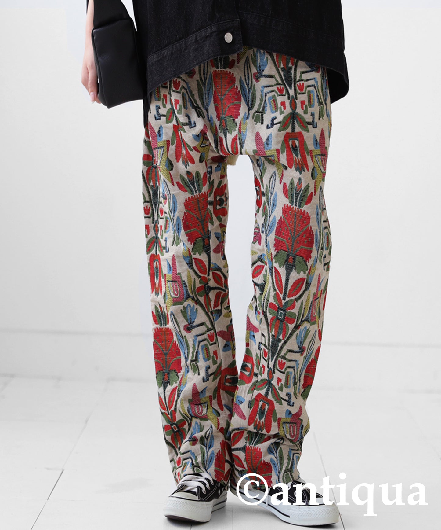 Botanical embroidery Saruel pants Ladies