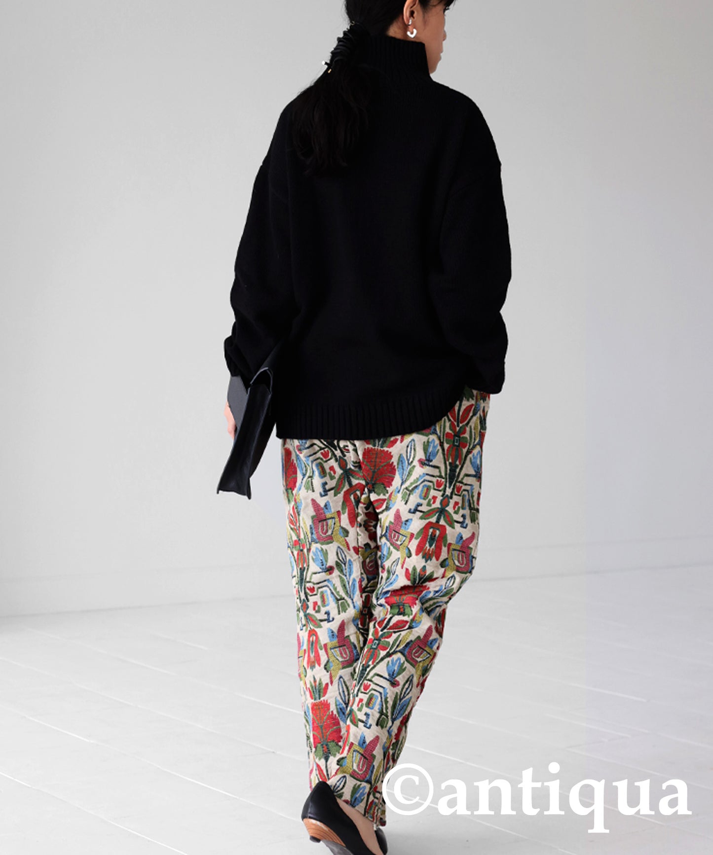 Botanical embroidery Saruel pants Ladies