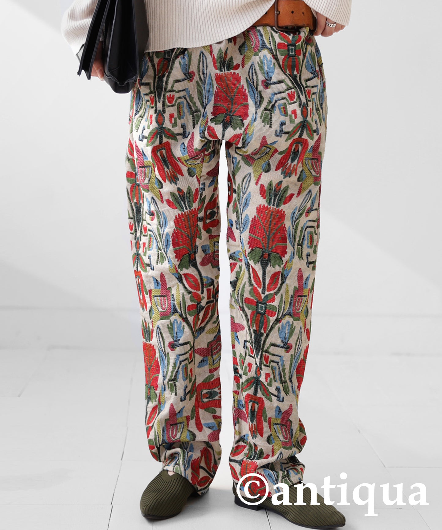 Botanical embroidery Saruel pants Ladies