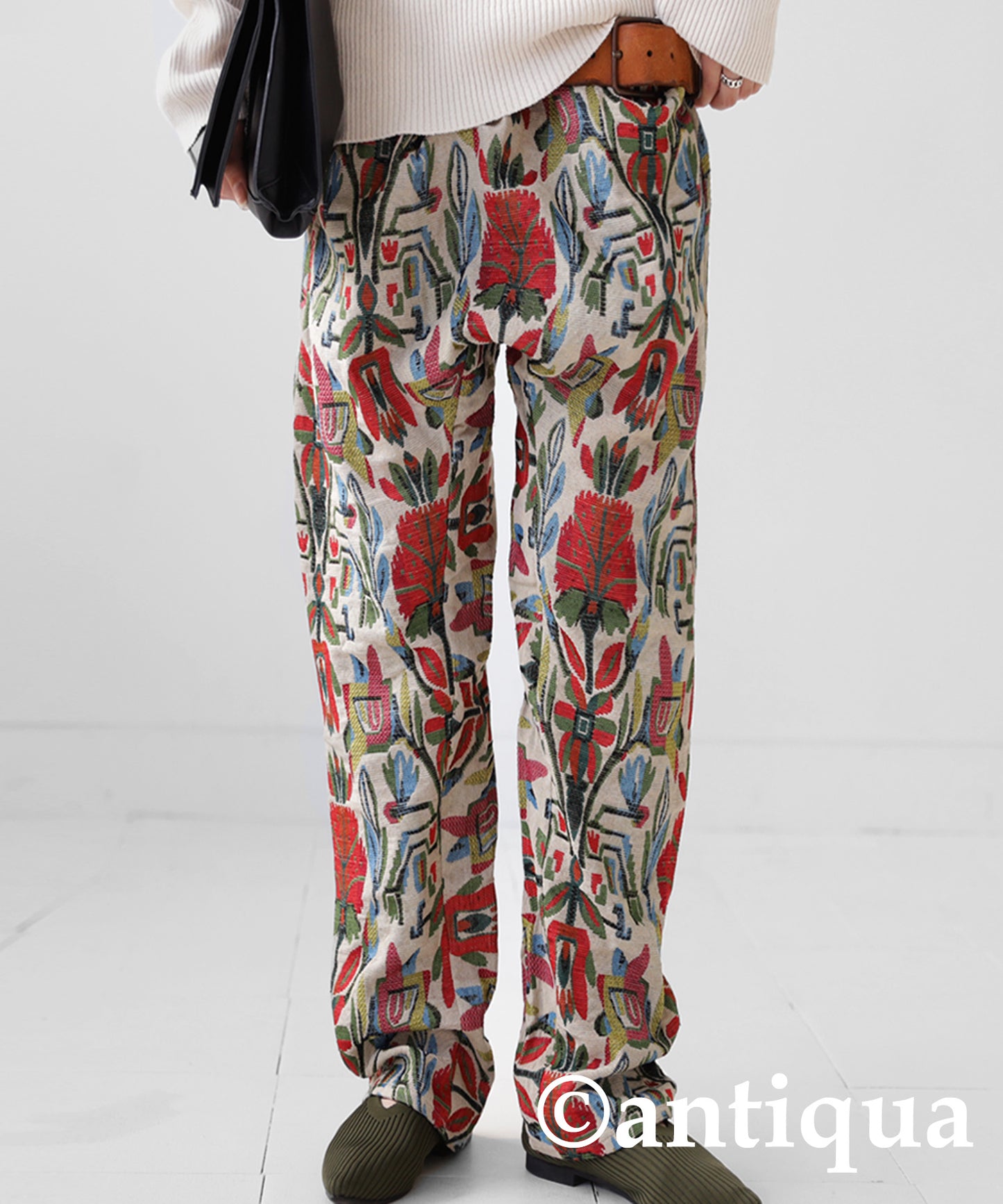 Botanical embroidery Saruel pants Ladies