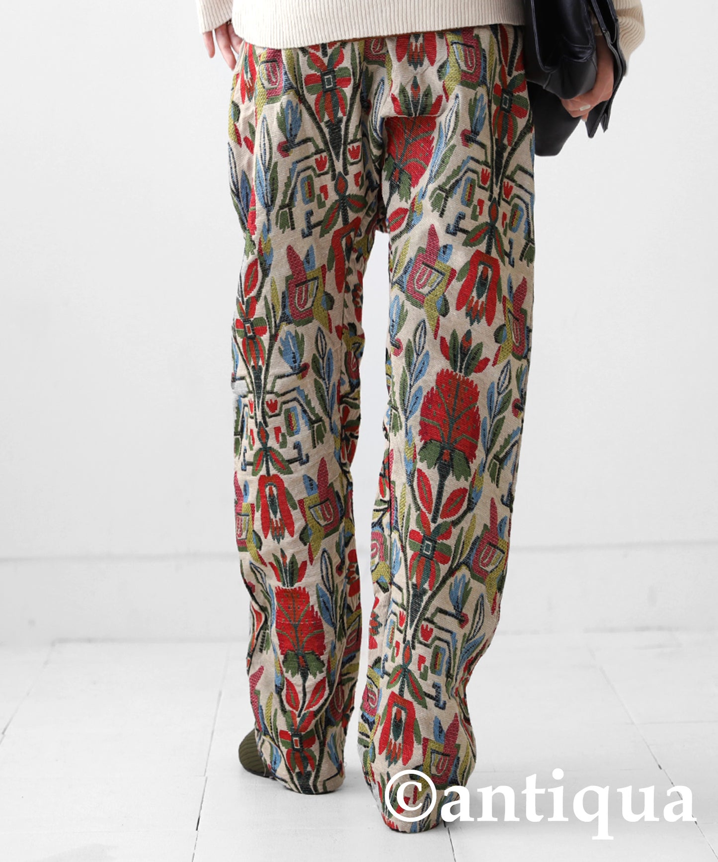 Botanical embroidery Saruel pants Ladies