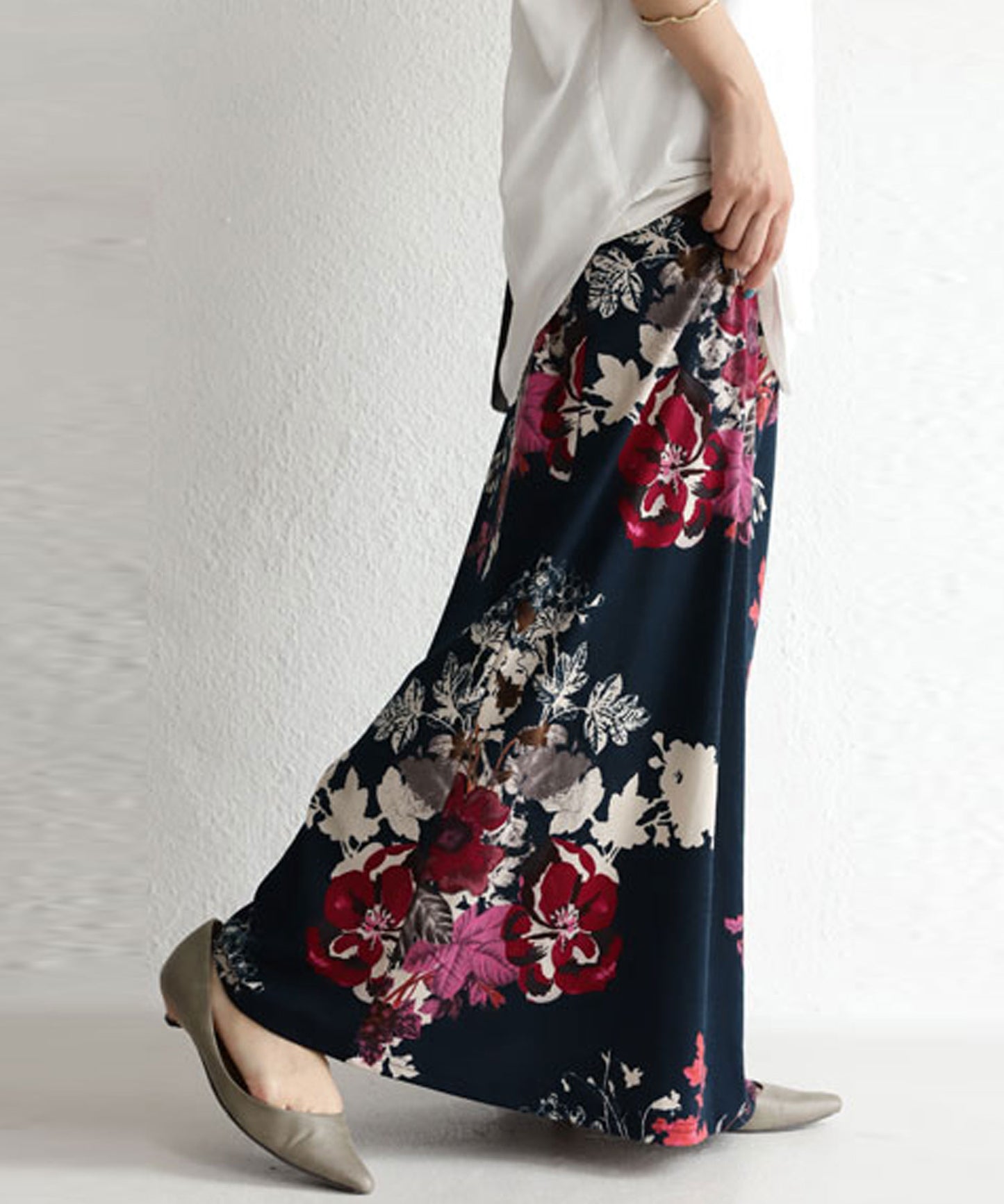 Flower Design Ladies Skirt
