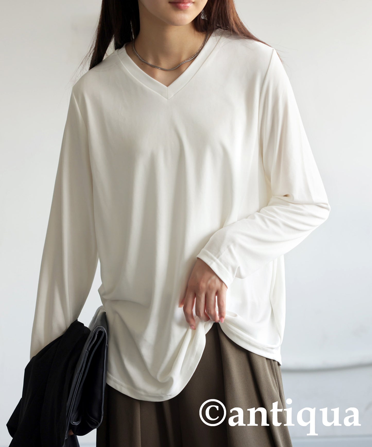 V-Neck Long T-Shirt Ladies