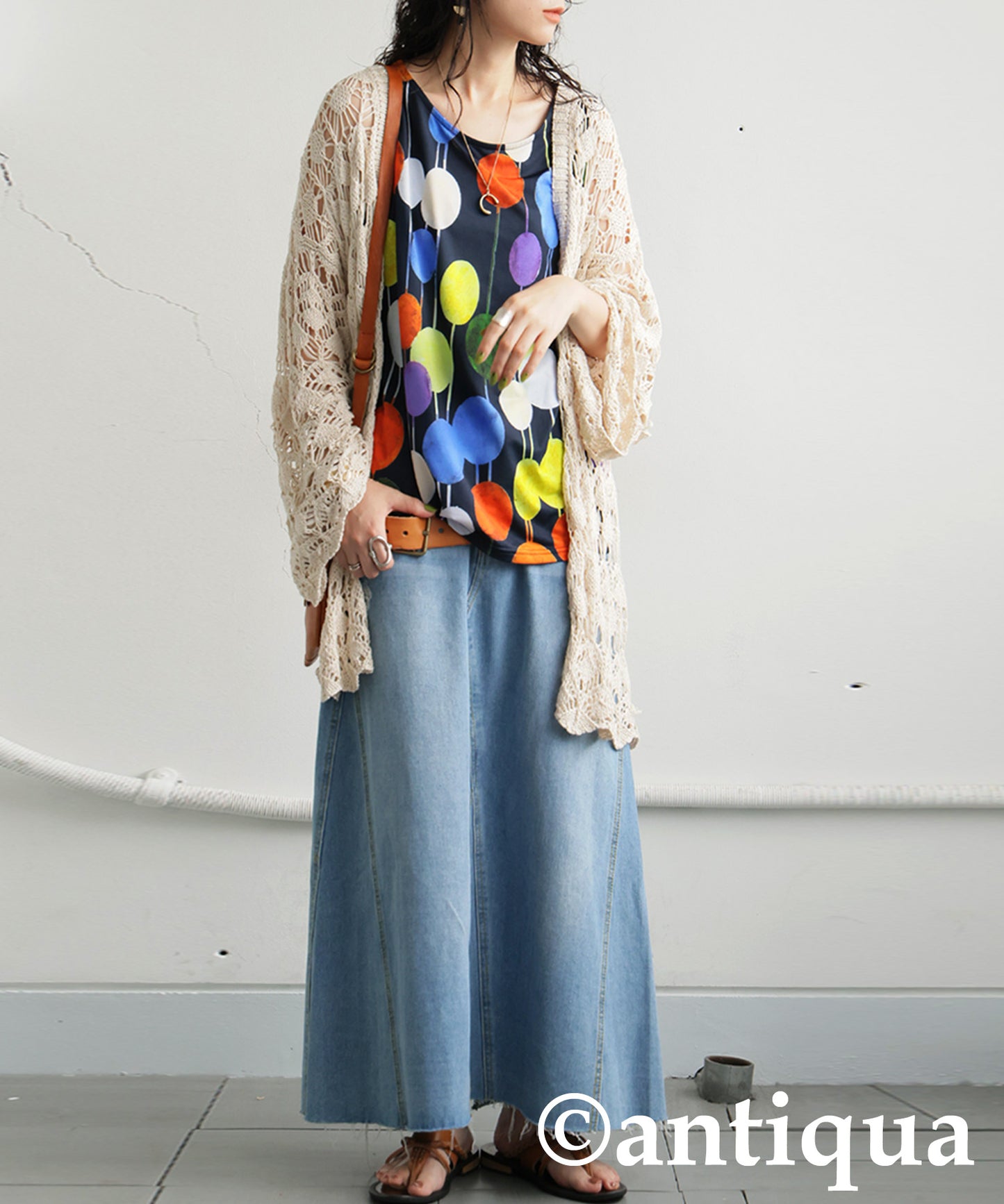 Ladies Colorful Dot Sleeveless Top