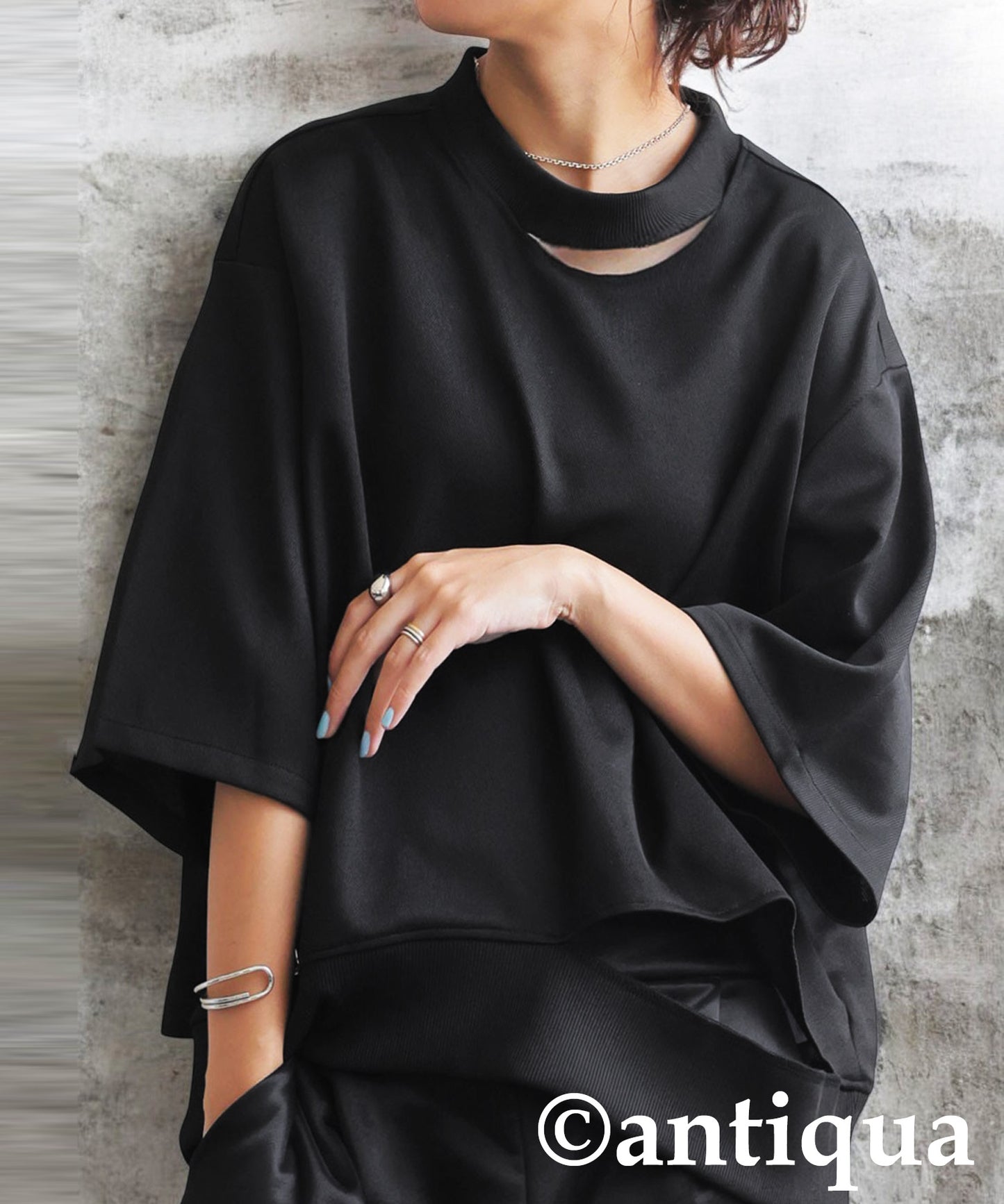 KYO Ladies Asymmetric Neck Top