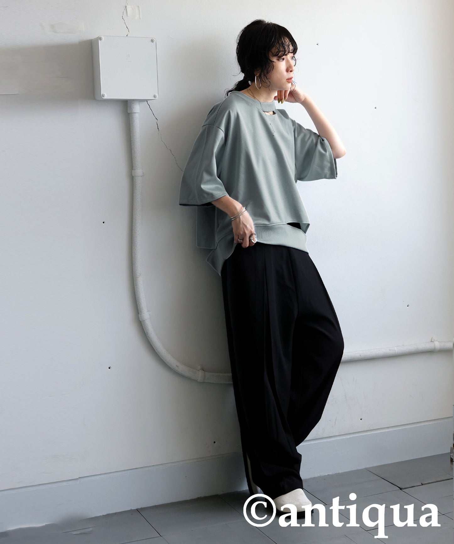 KYO Ladies Asymmetric Neck Top